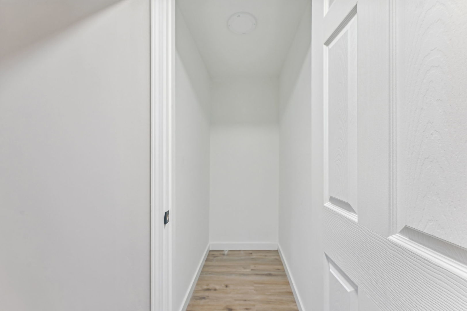 4326 N Kedvale Avenue Unit: D