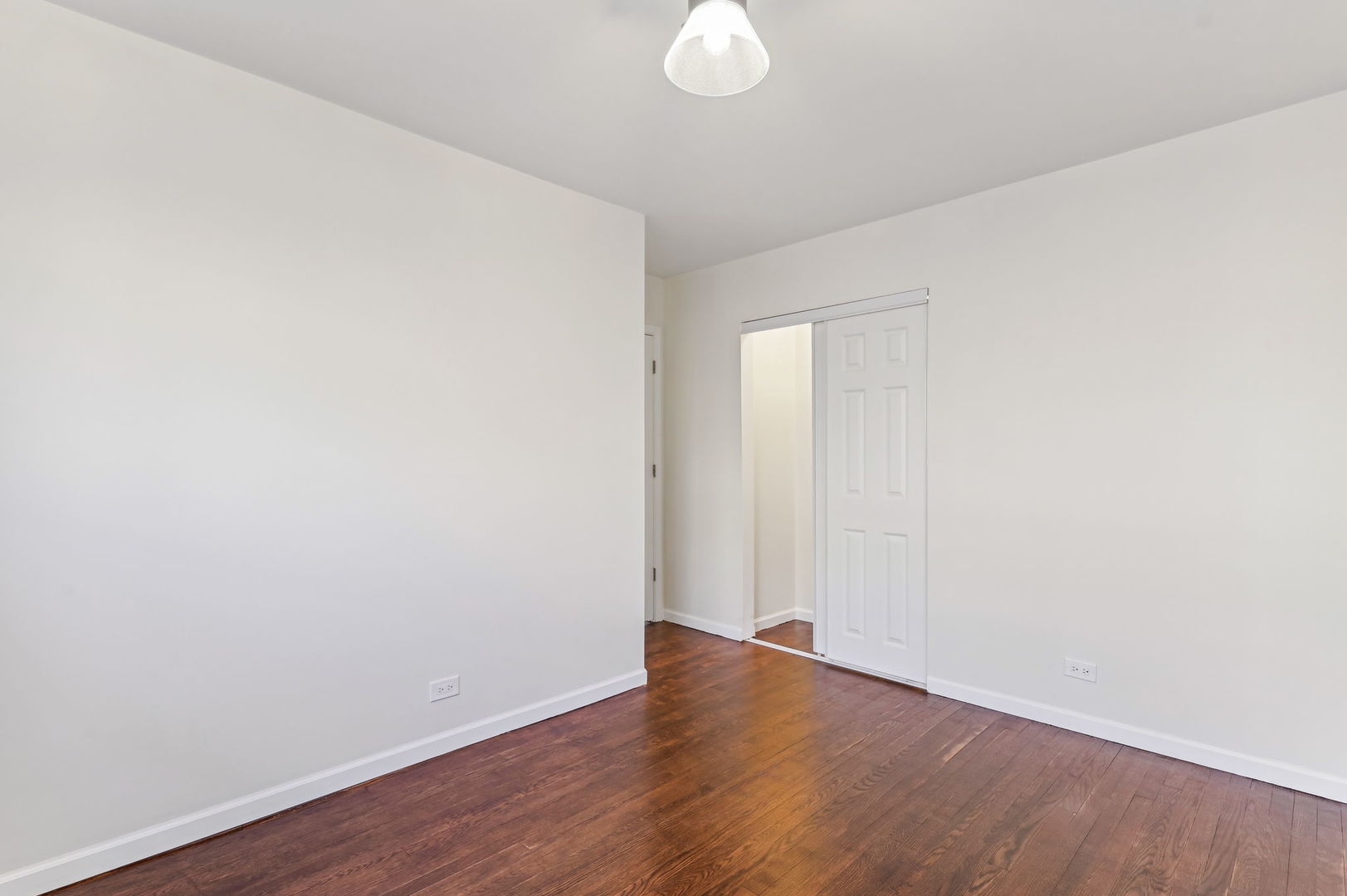 4326 N Kedvale Avenue Unit: D