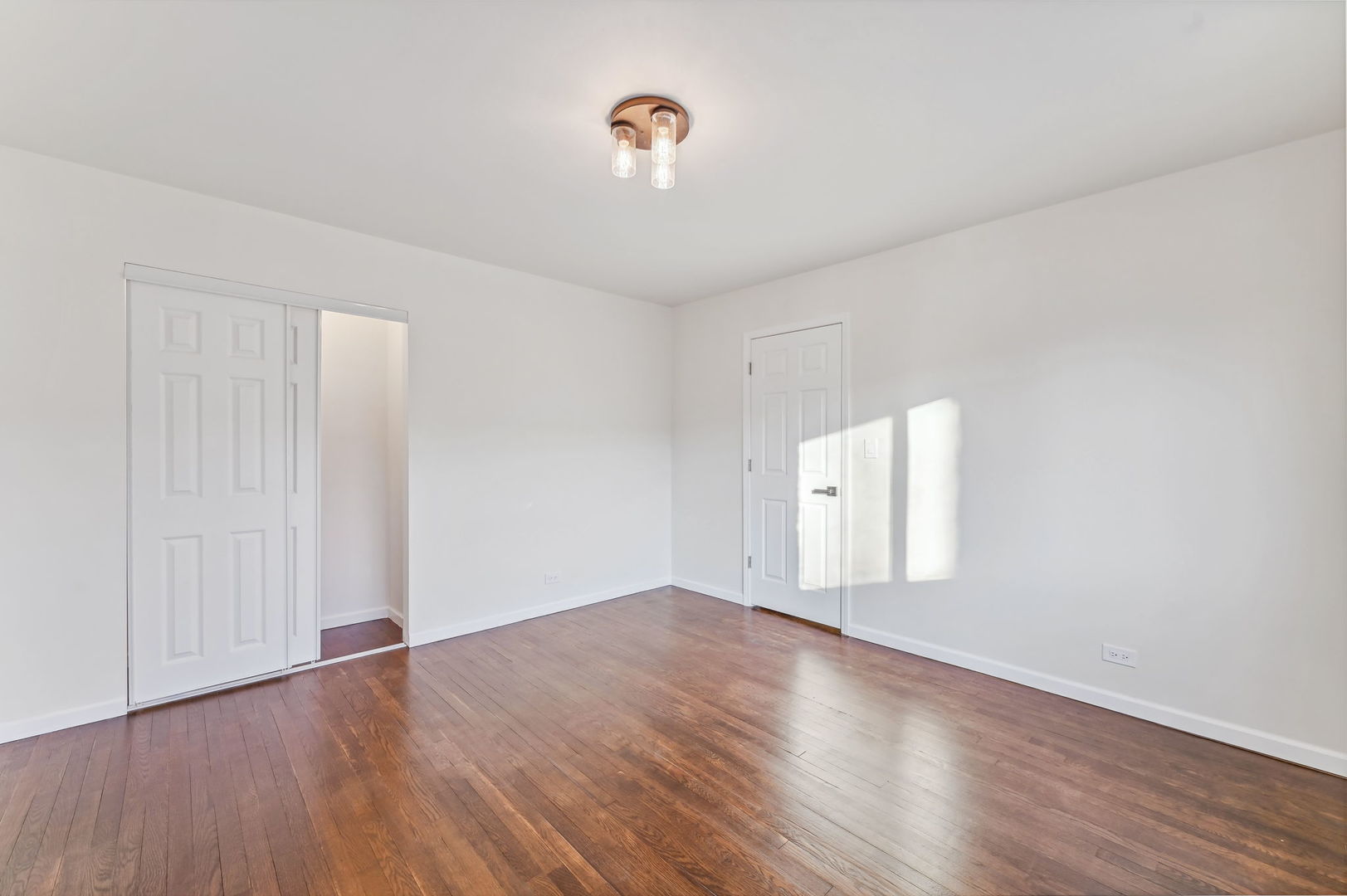 4326 N Kedvale Avenue Unit: D