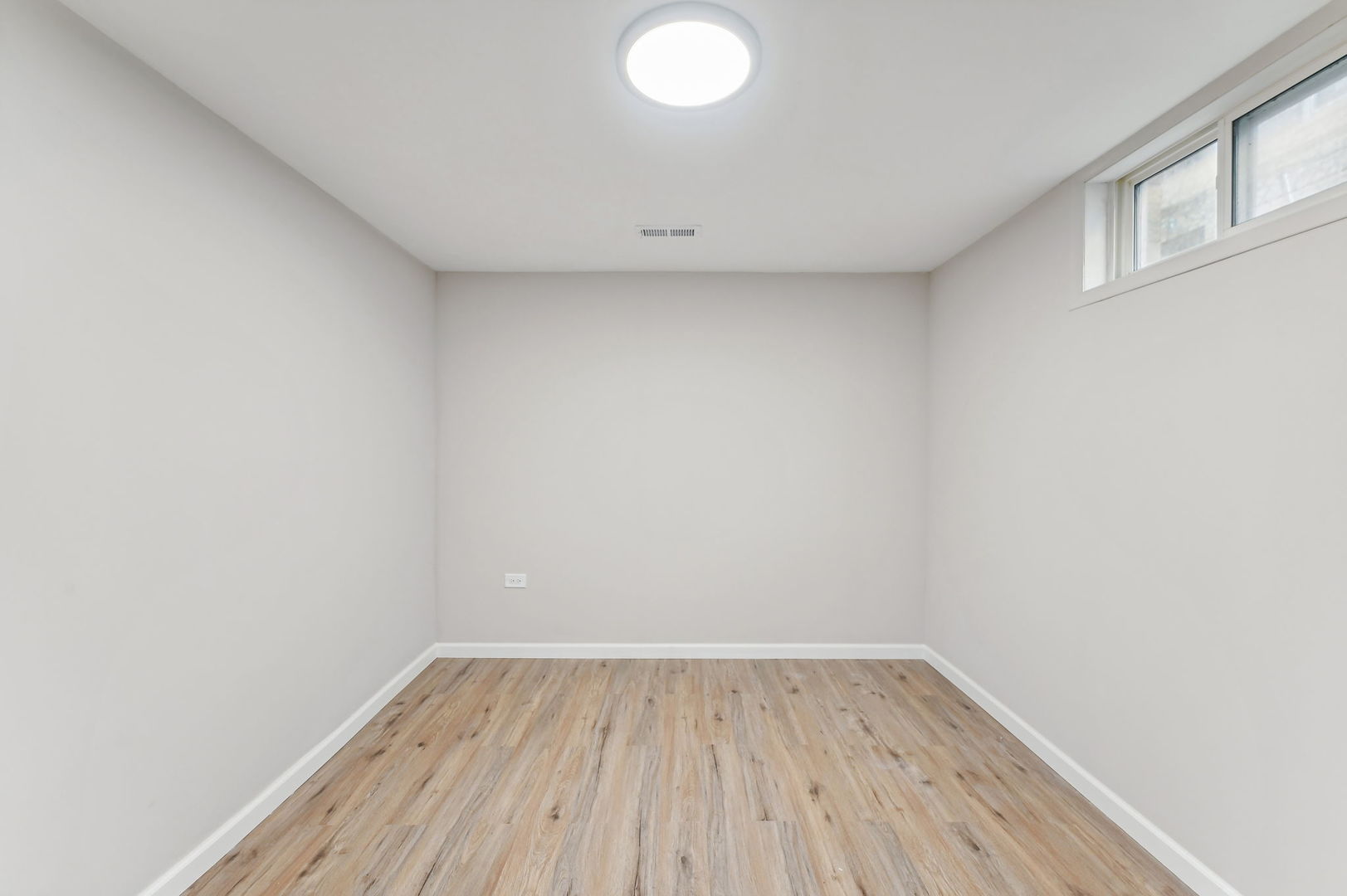4326 N Kedvale Avenue Unit: D
