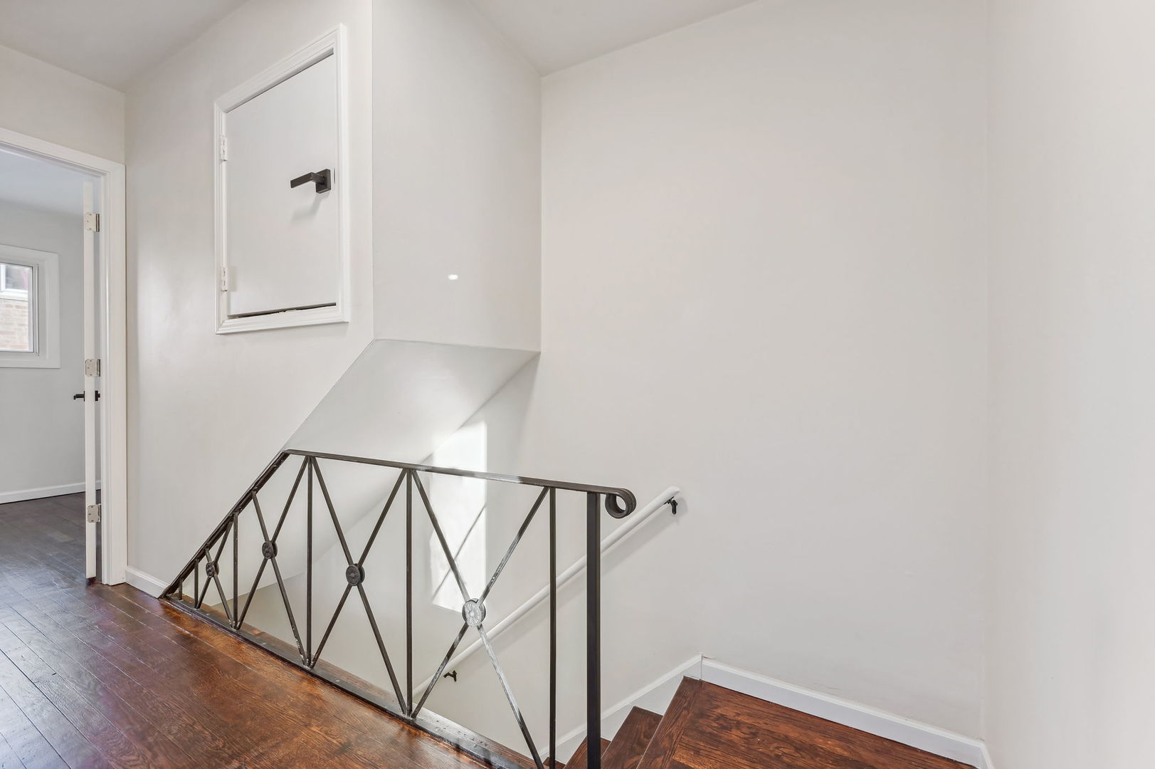 4326 N Kedvale Avenue Unit: D