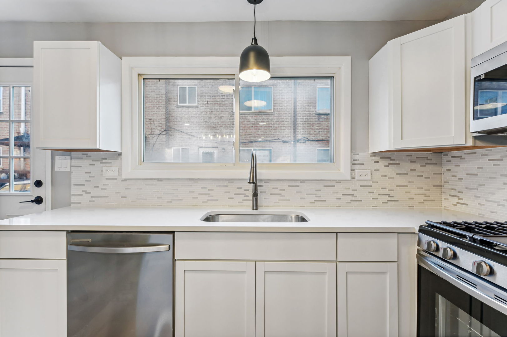 4326 N Kedvale Avenue Unit: D