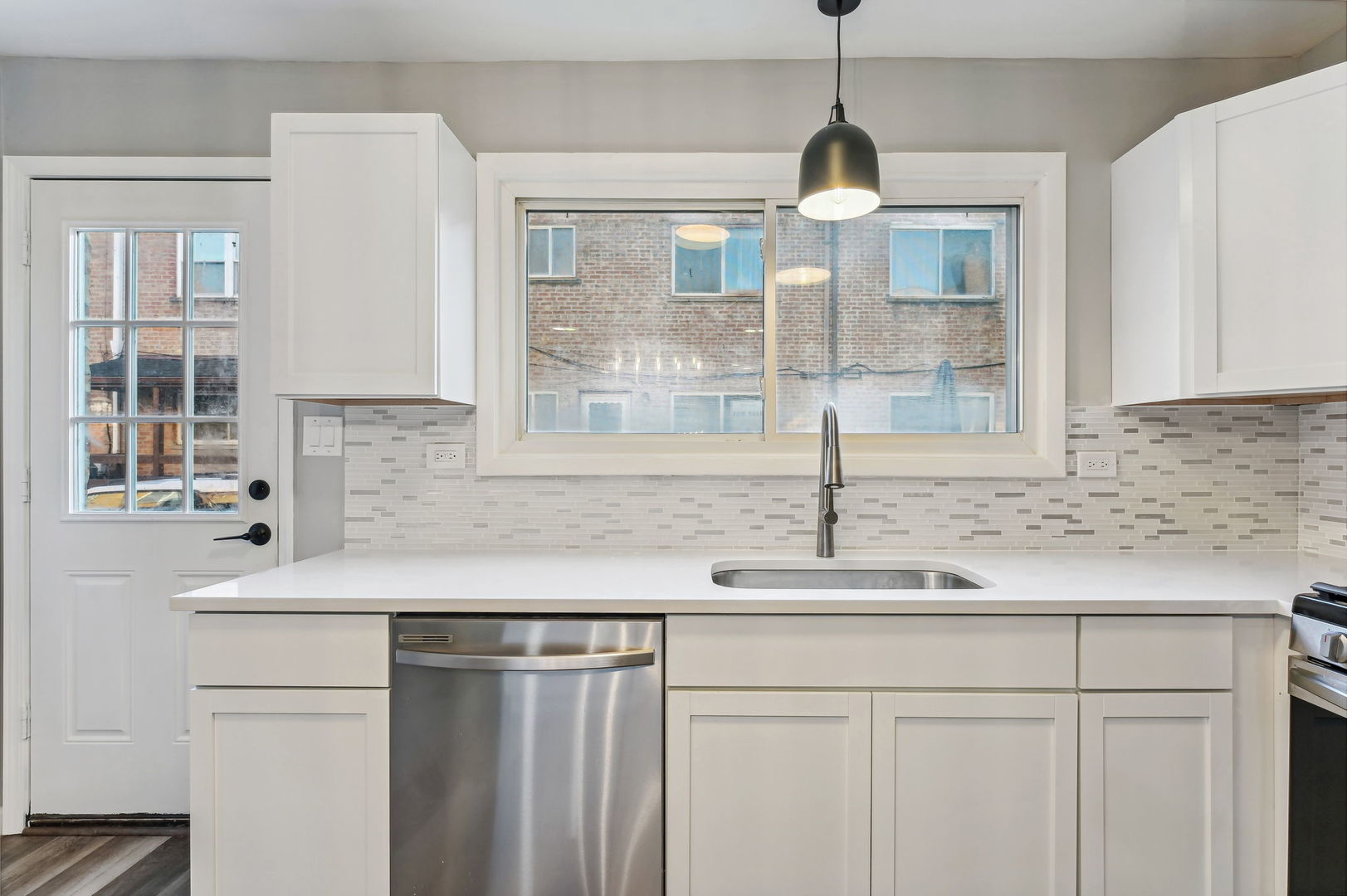 4326 N Kedvale Avenue Unit: D
