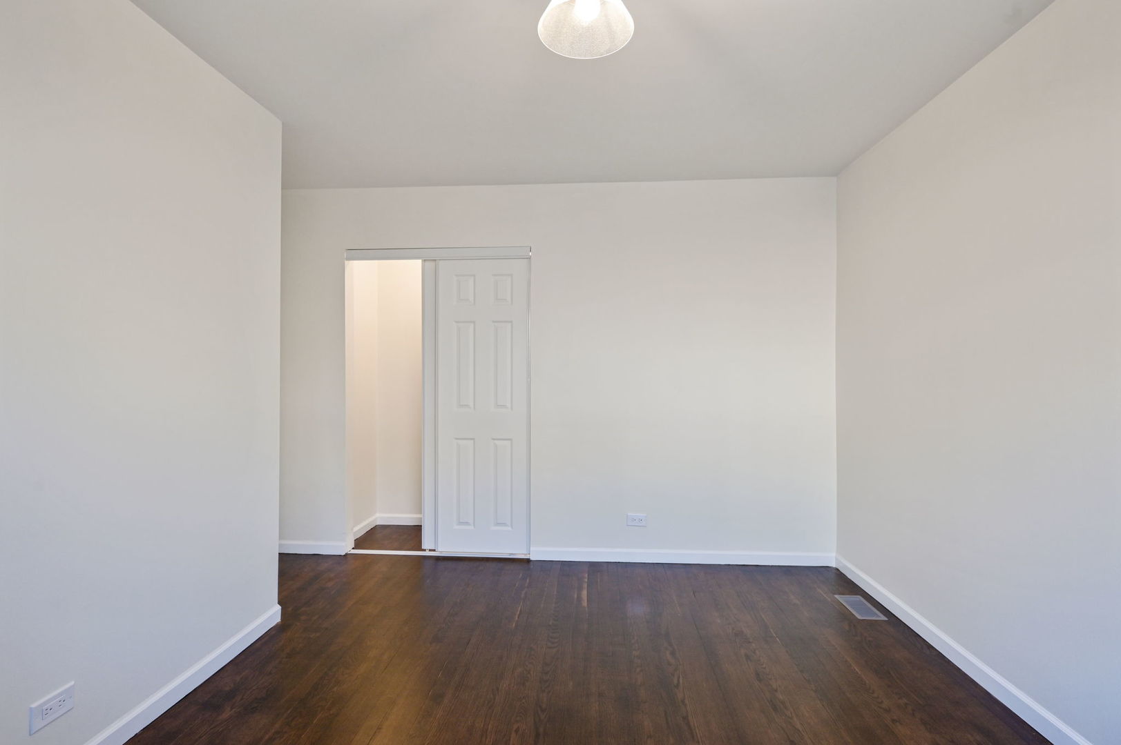 4326 N Kedvale Avenue Unit: D