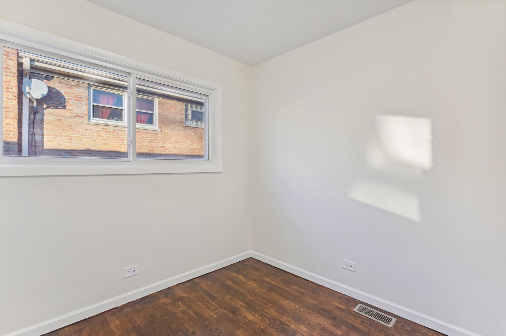 4326 N Kedvale Avenue Unit: D