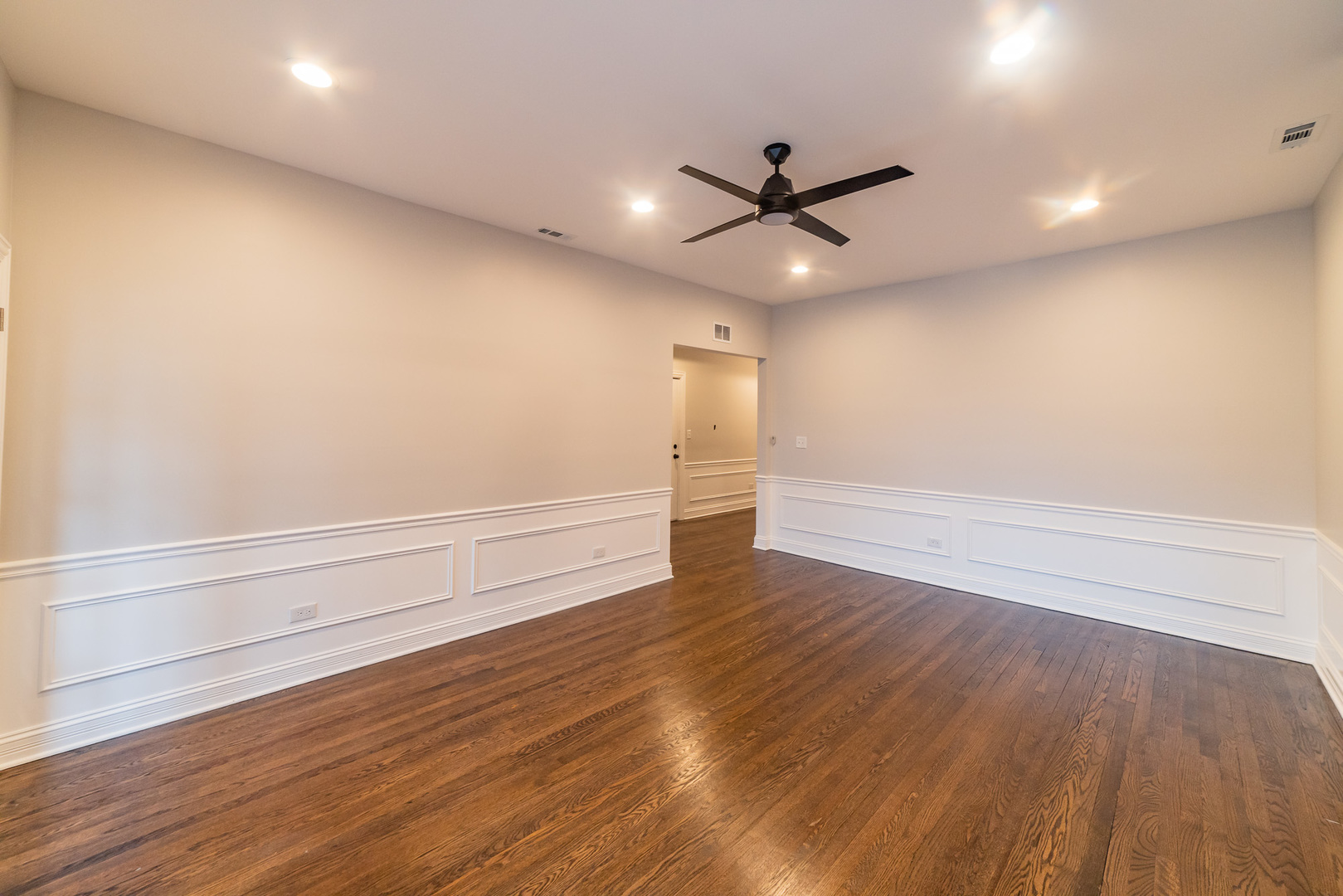 5824 S Michigan Avenue Unit: 3