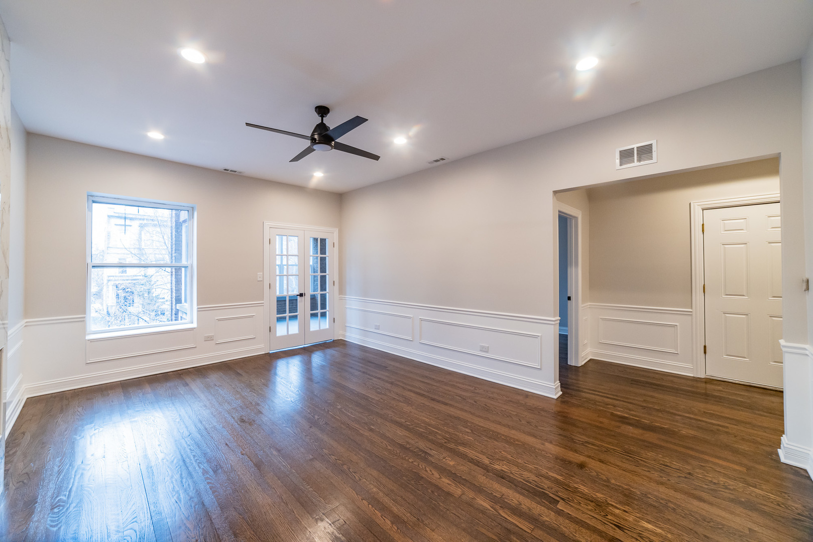 5824 S Michigan Avenue Unit: 3
