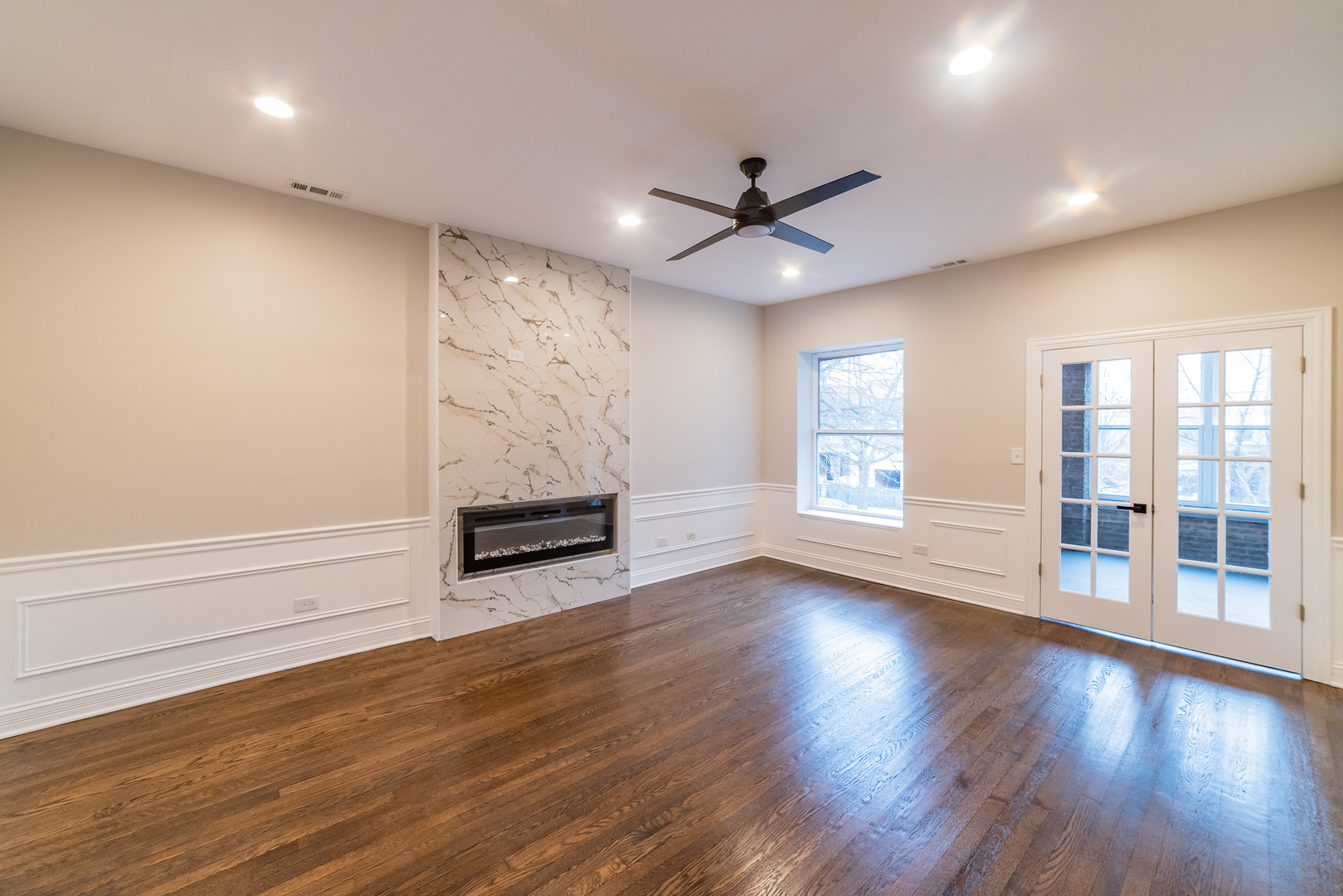 5824 S Michigan Avenue Unit: 3