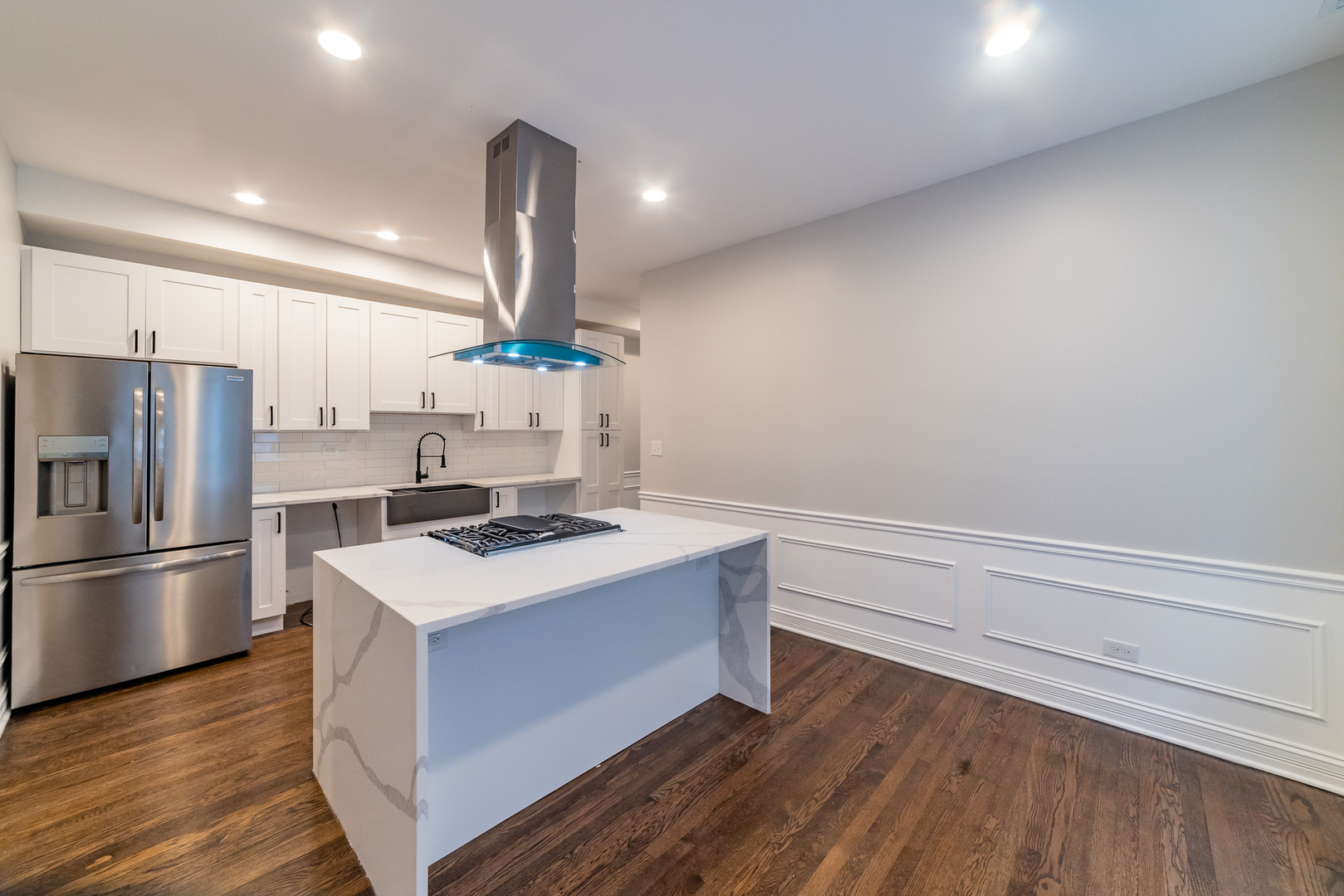 5824 S Michigan Avenue Unit: 3