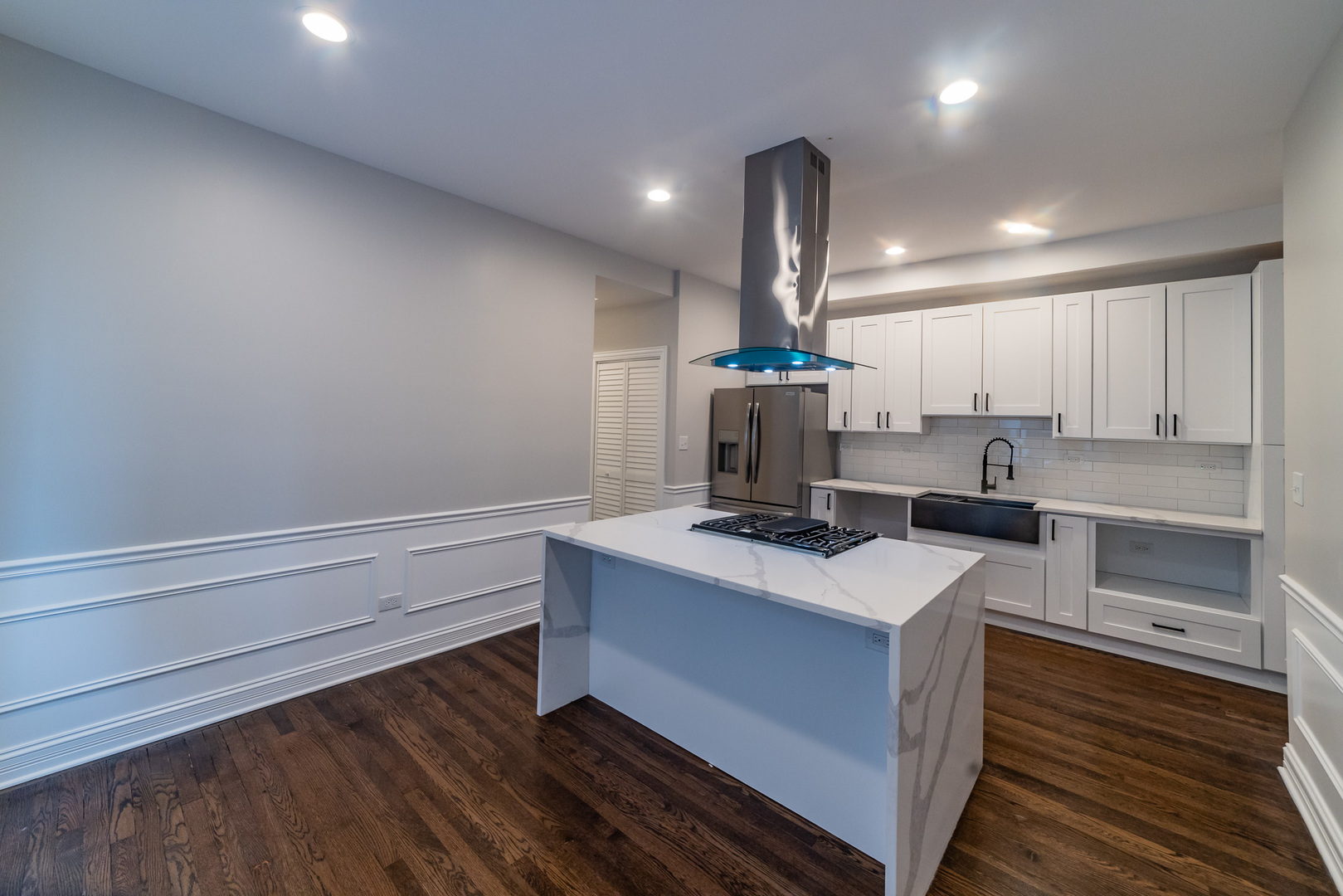 5824 S Michigan Avenue Unit: 3