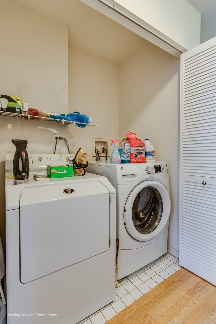 4414 S King Drive Unit: D