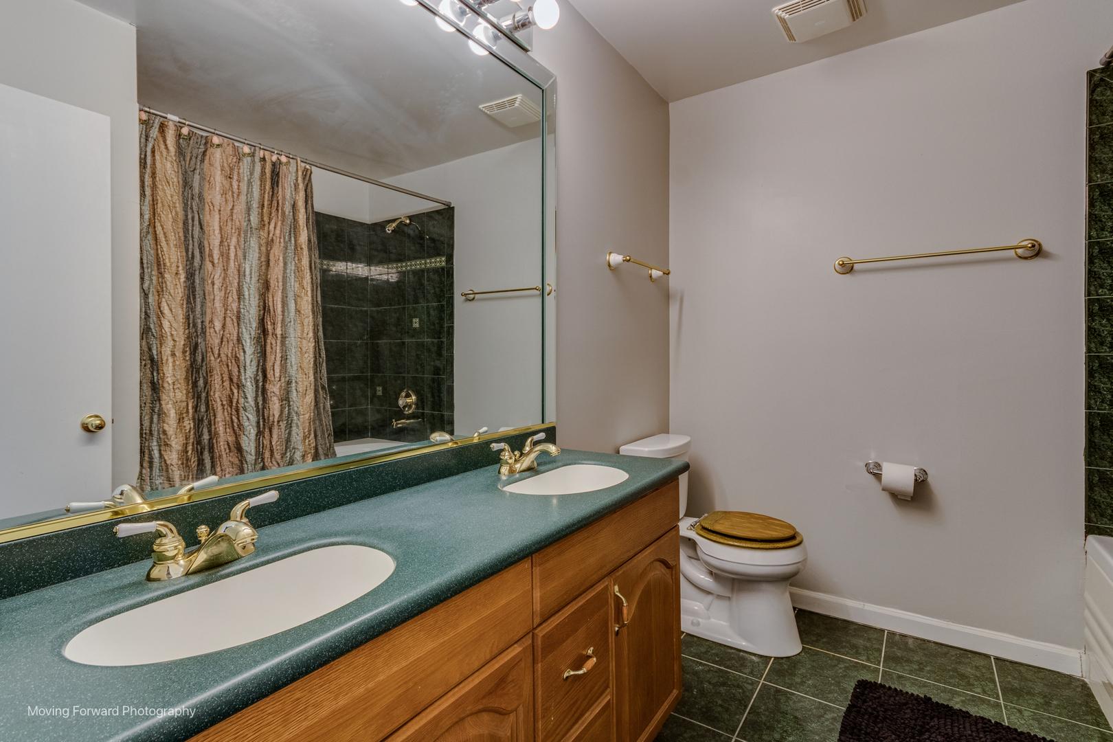 4414 S King Drive Unit: D
