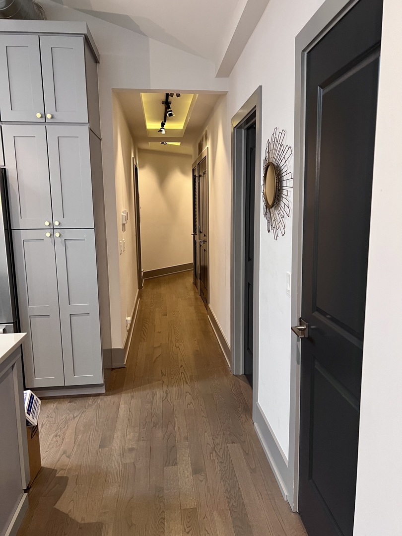 6512 S Minerva Avenue Unit: 3S