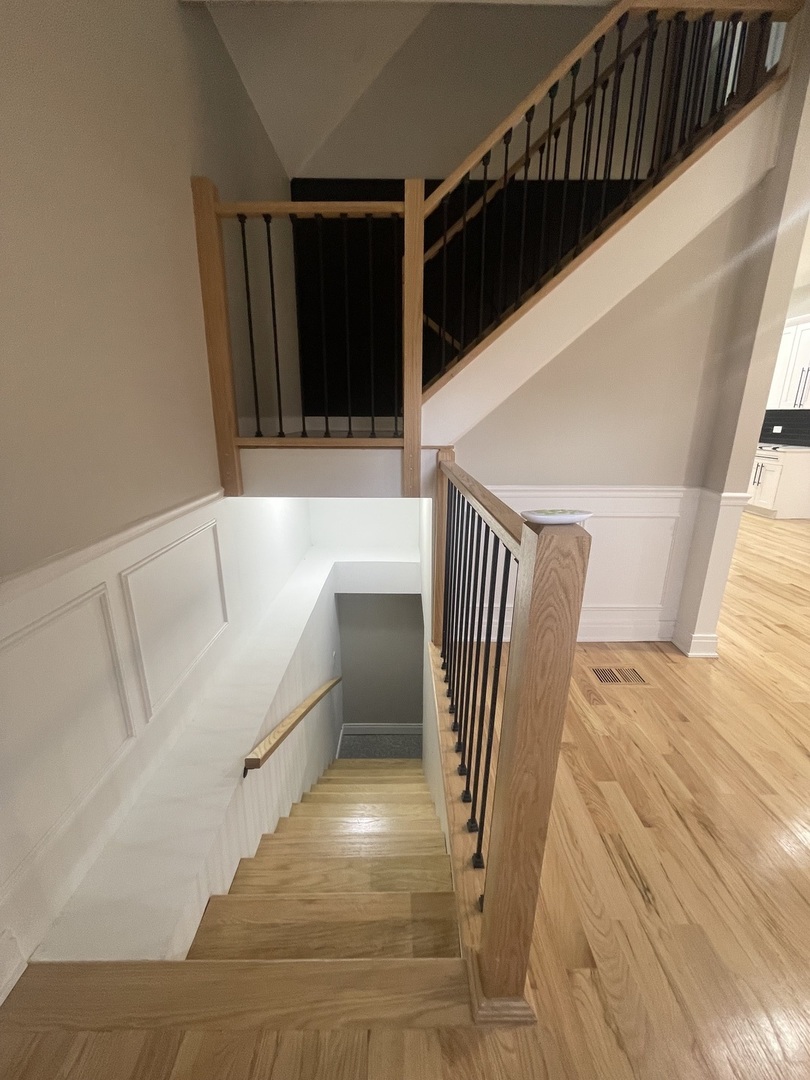 3032 E 79th Place