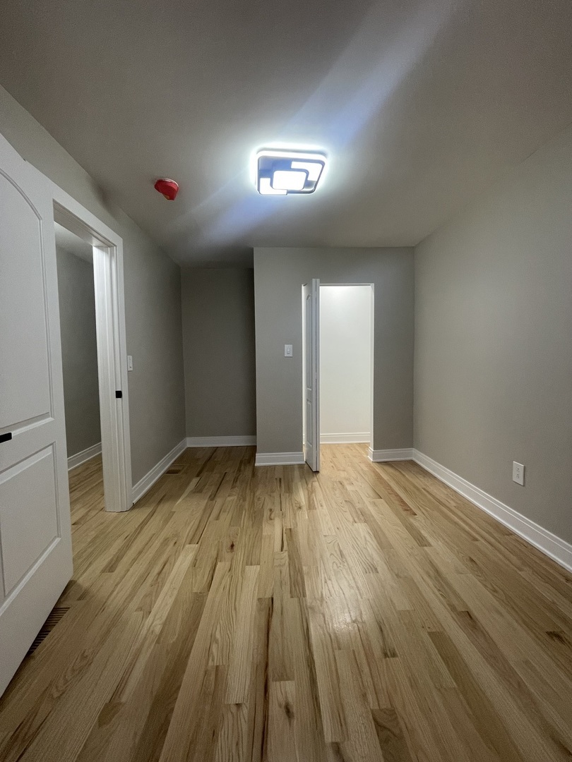 3032 E 79th Place