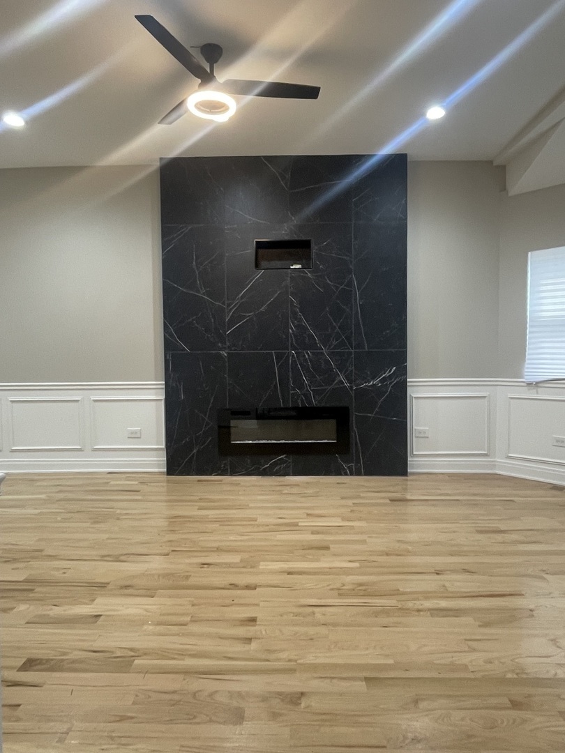 3032 E 79th Place