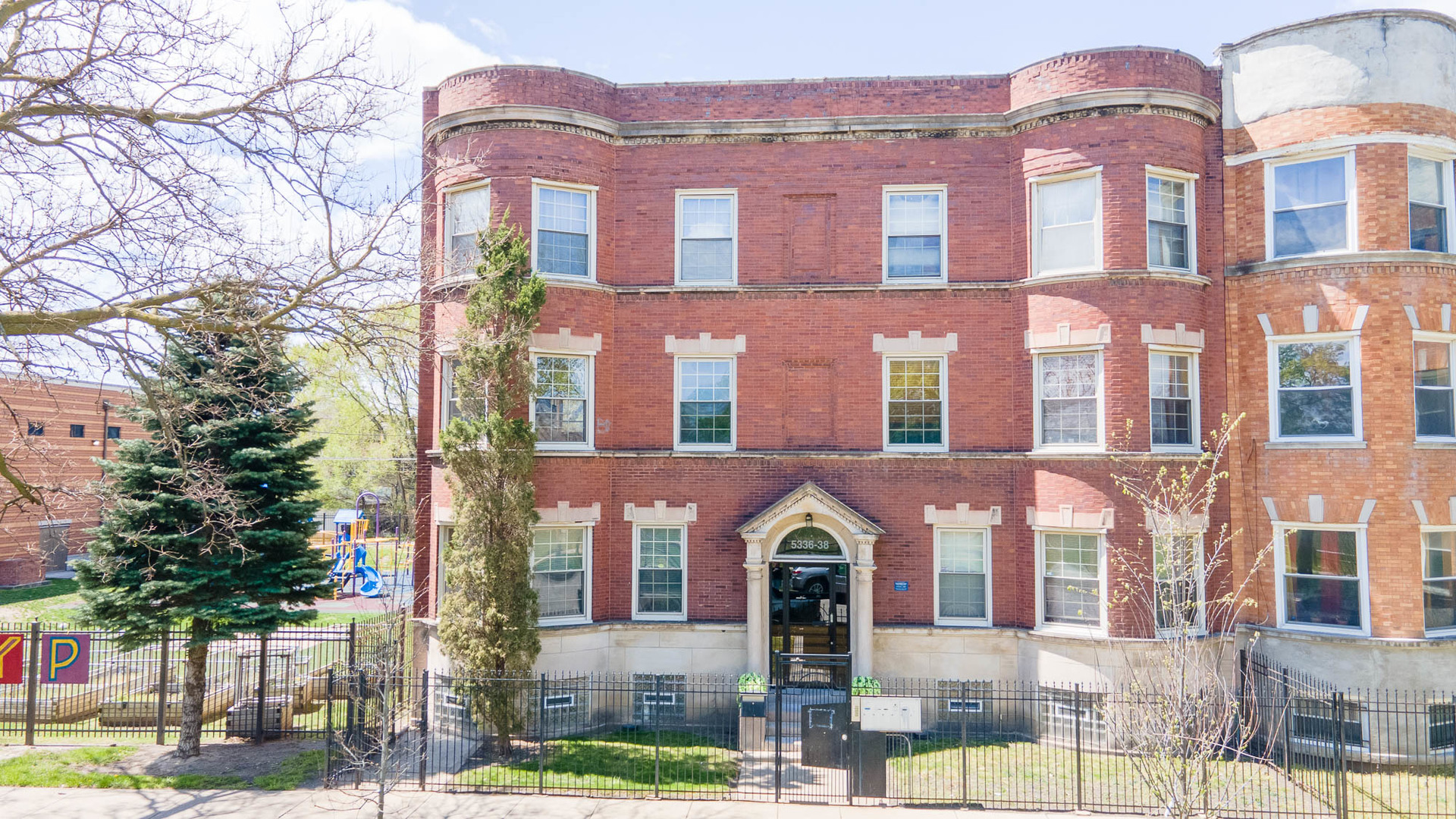 5336 S Prairie Avenue Unit: 1N