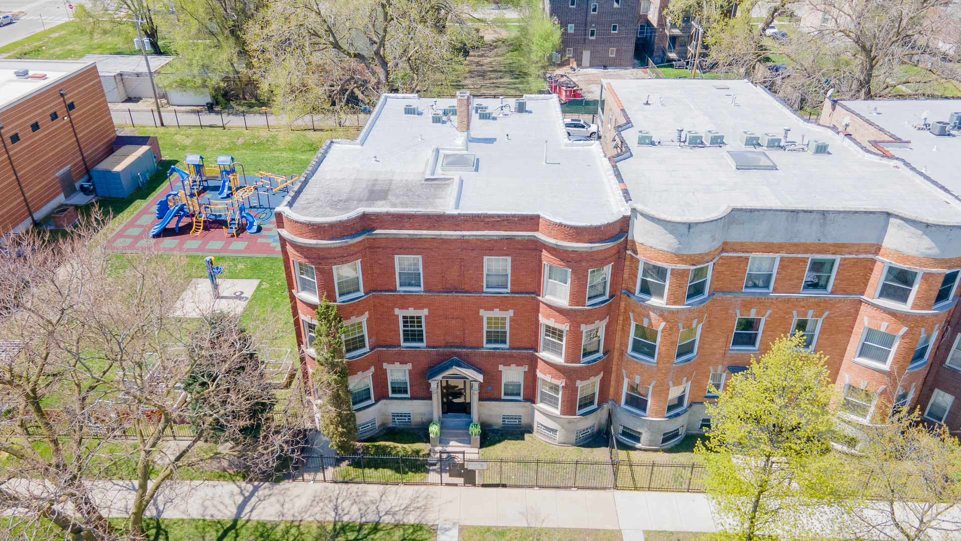 5336 S Prairie Avenue Unit: 1N