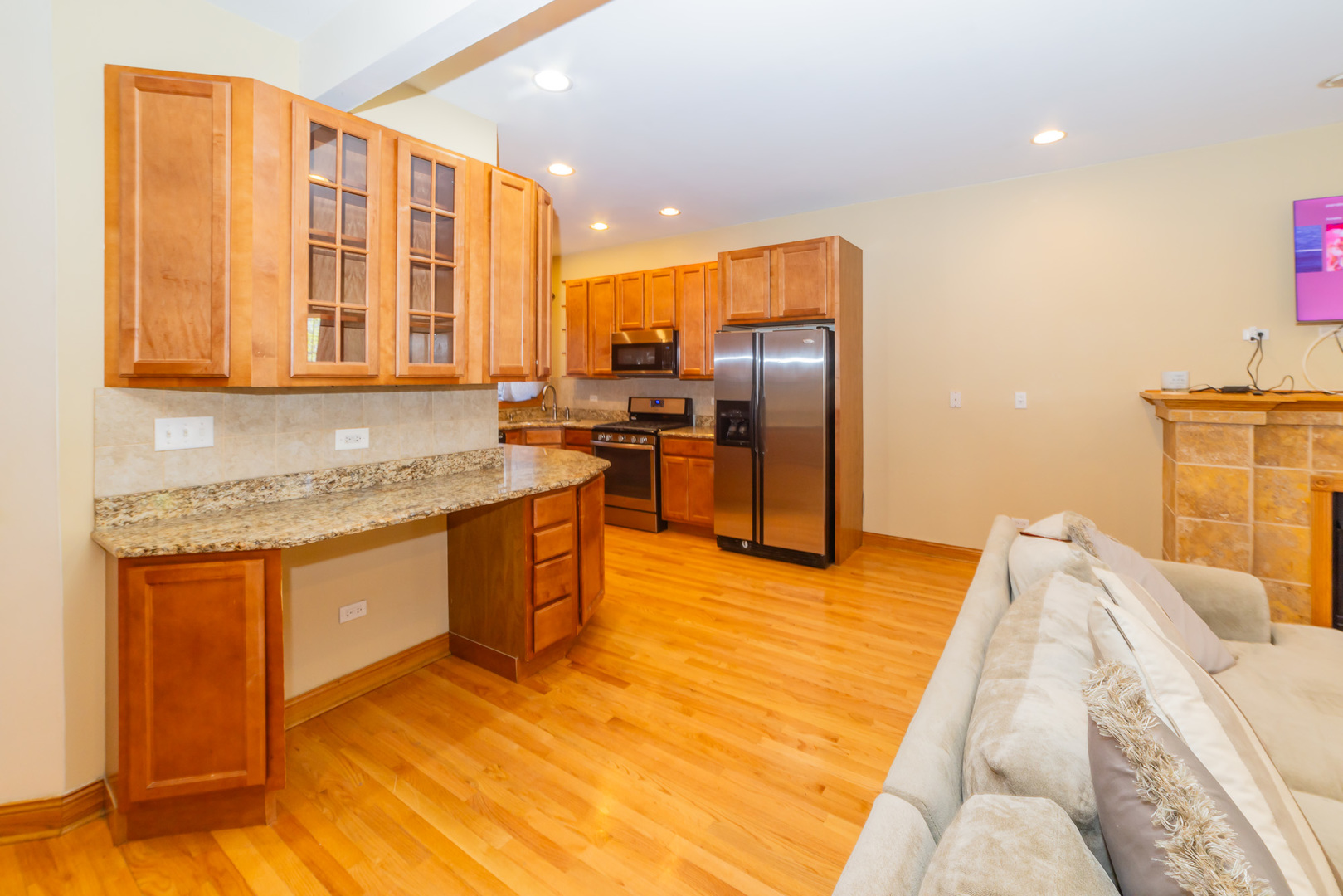 5336 S Prairie Avenue Unit: 1N