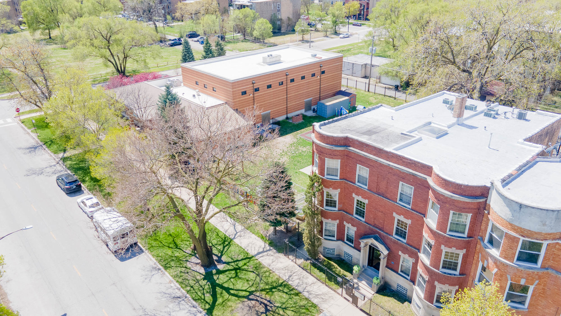 5336 S Prairie Avenue Unit: 1N