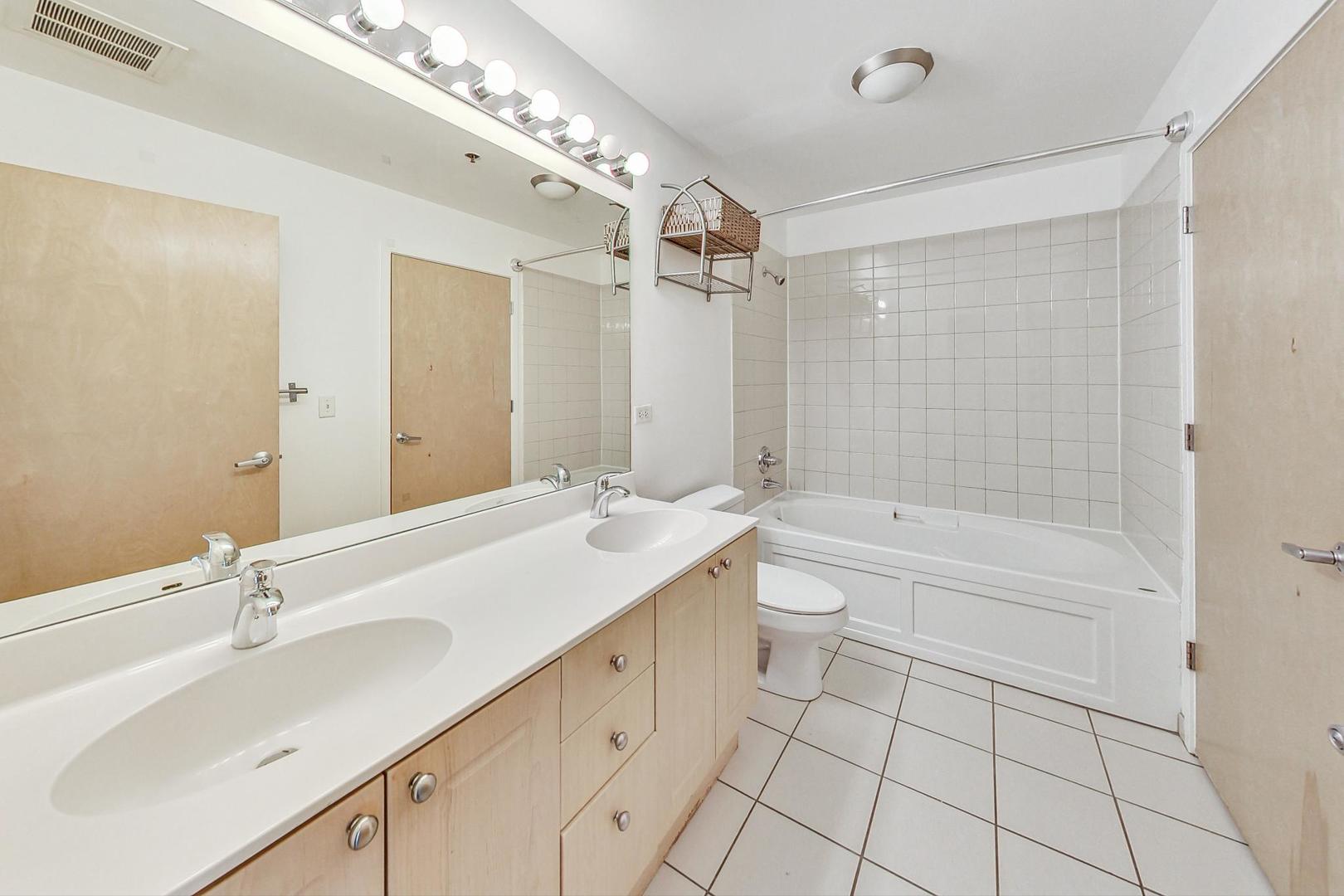 1620 S Michigan Avenue Unit: 309