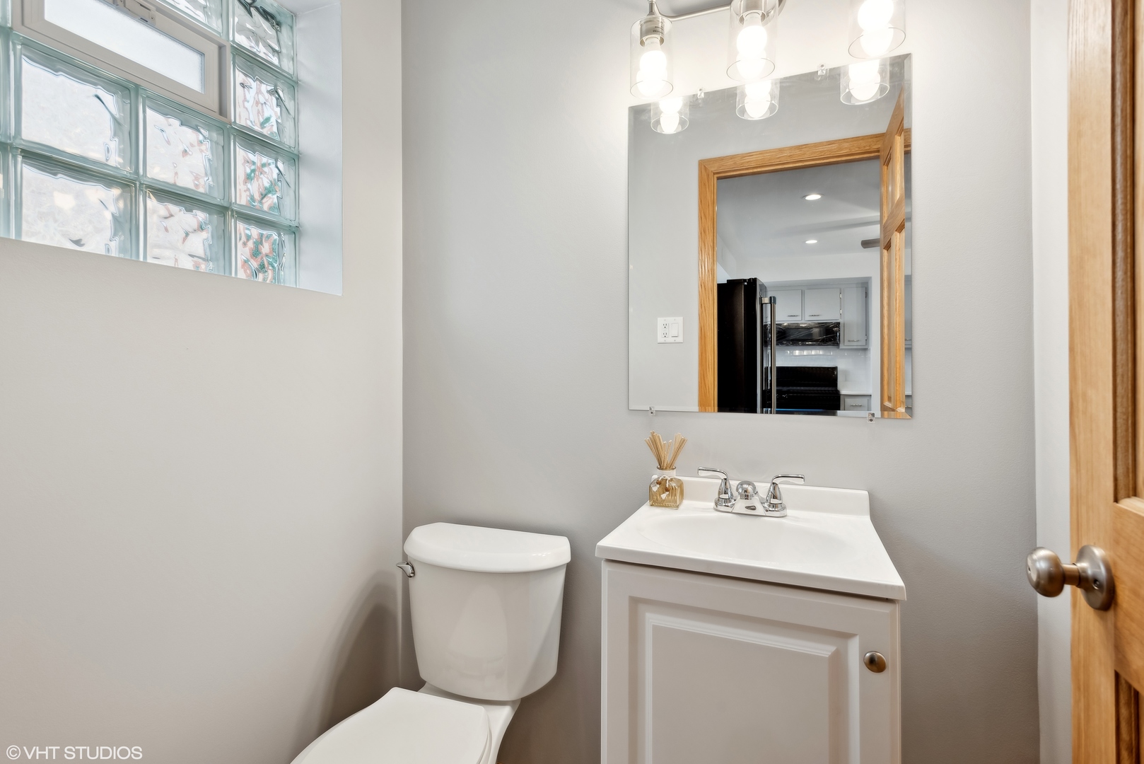 2844 W 83rd Street