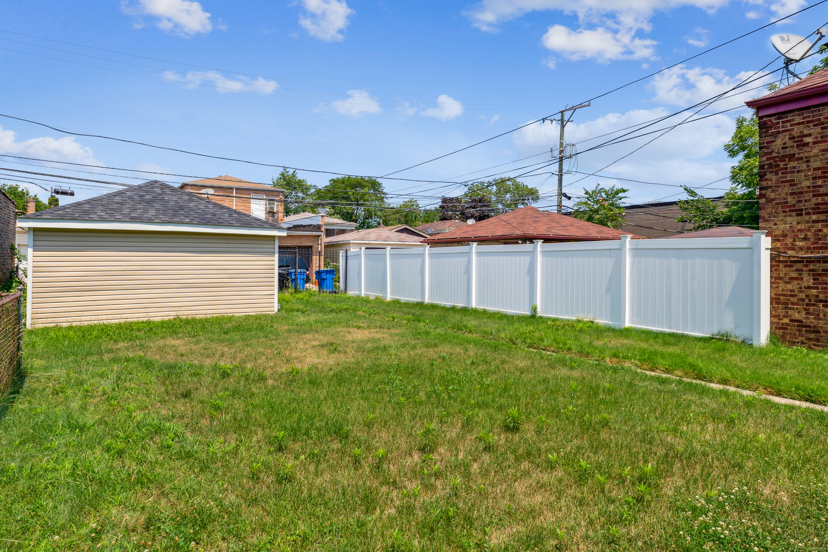 620 E 87th Place