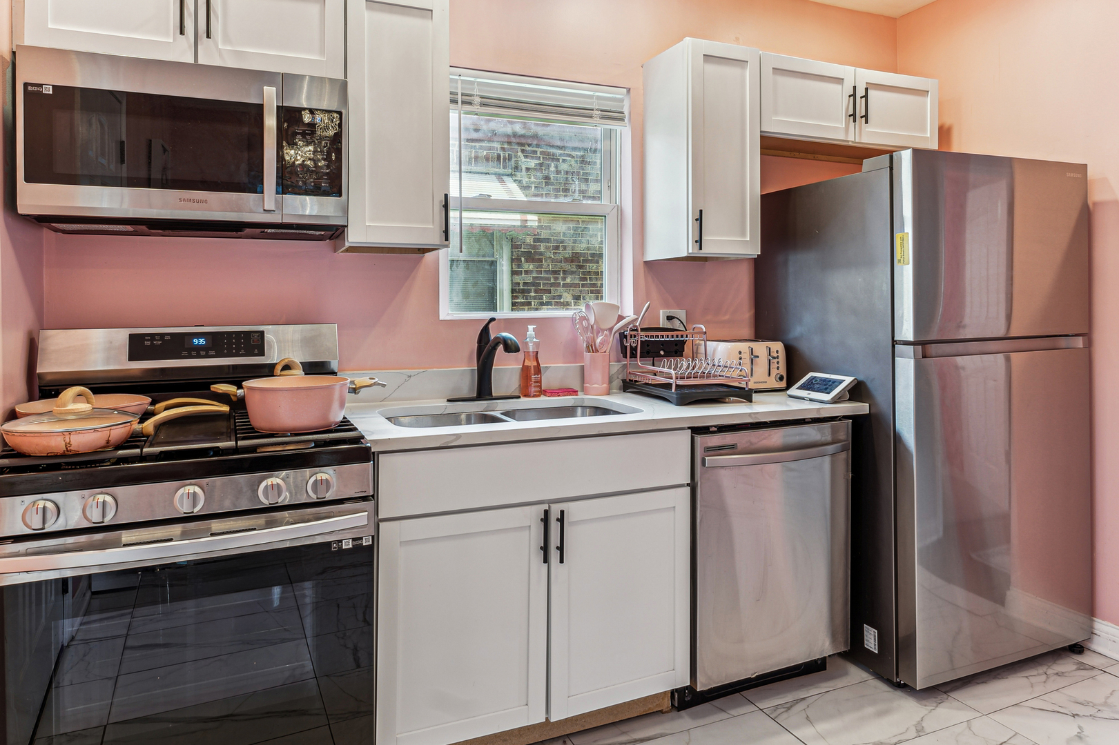 620 E 87th Place
