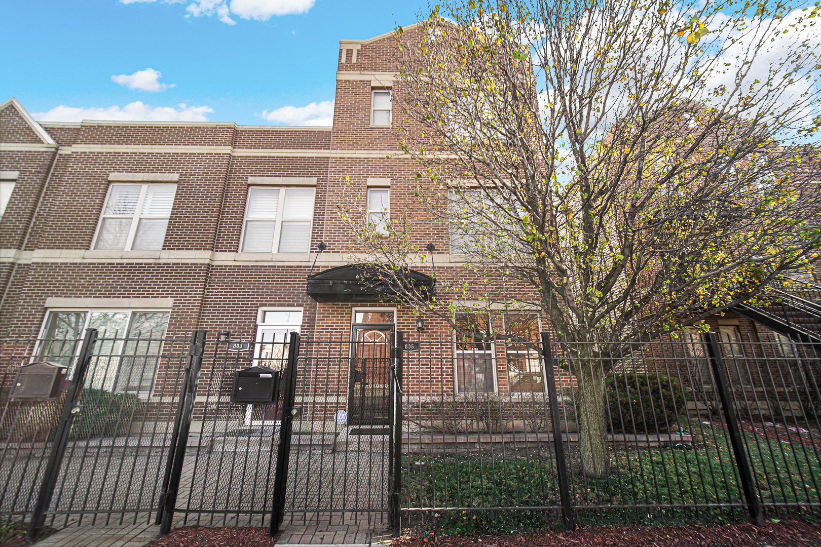 805 S Kedzie Avenue Unit: 1