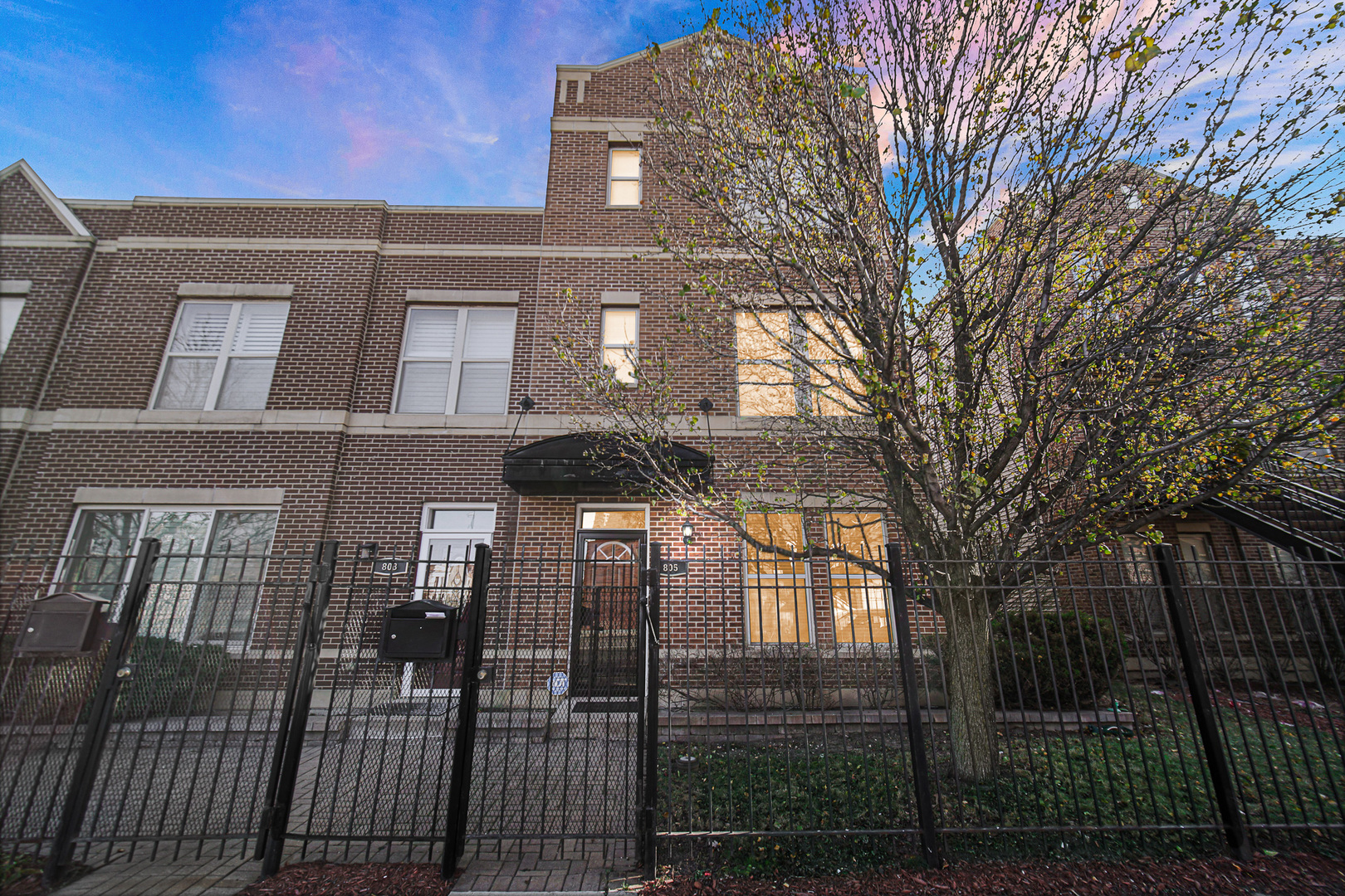805 S Kedzie Avenue Unit: 1