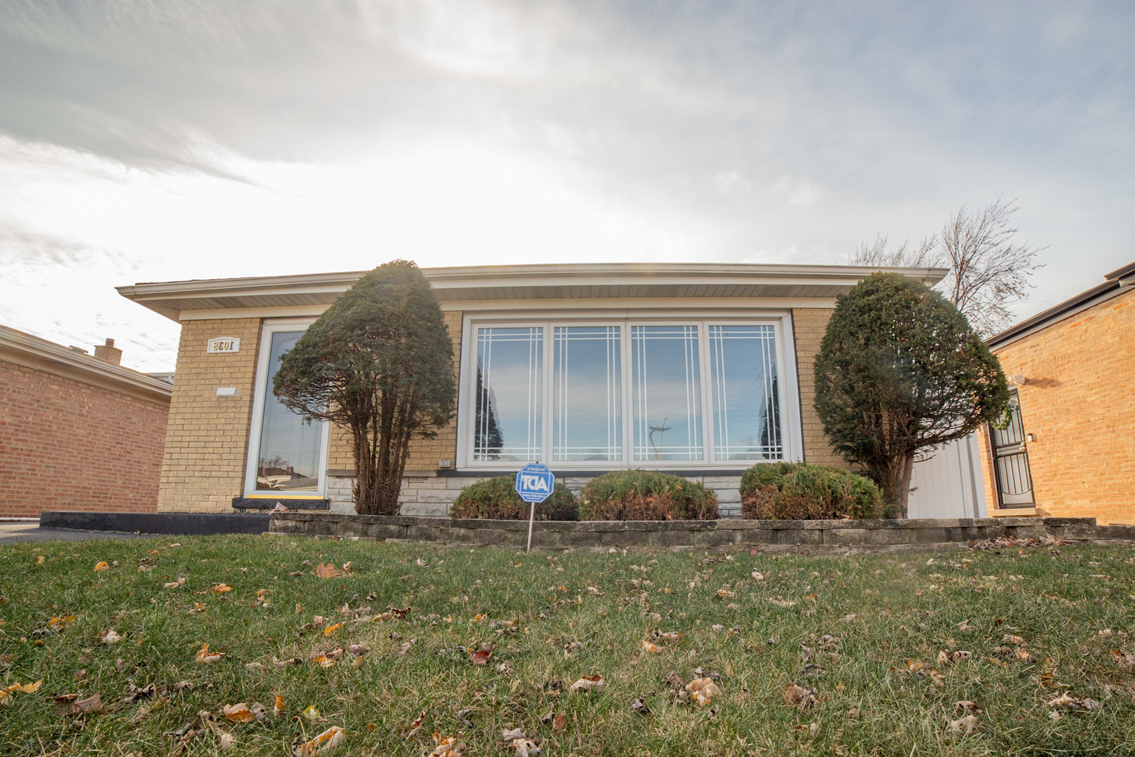 1035 W 109th Place