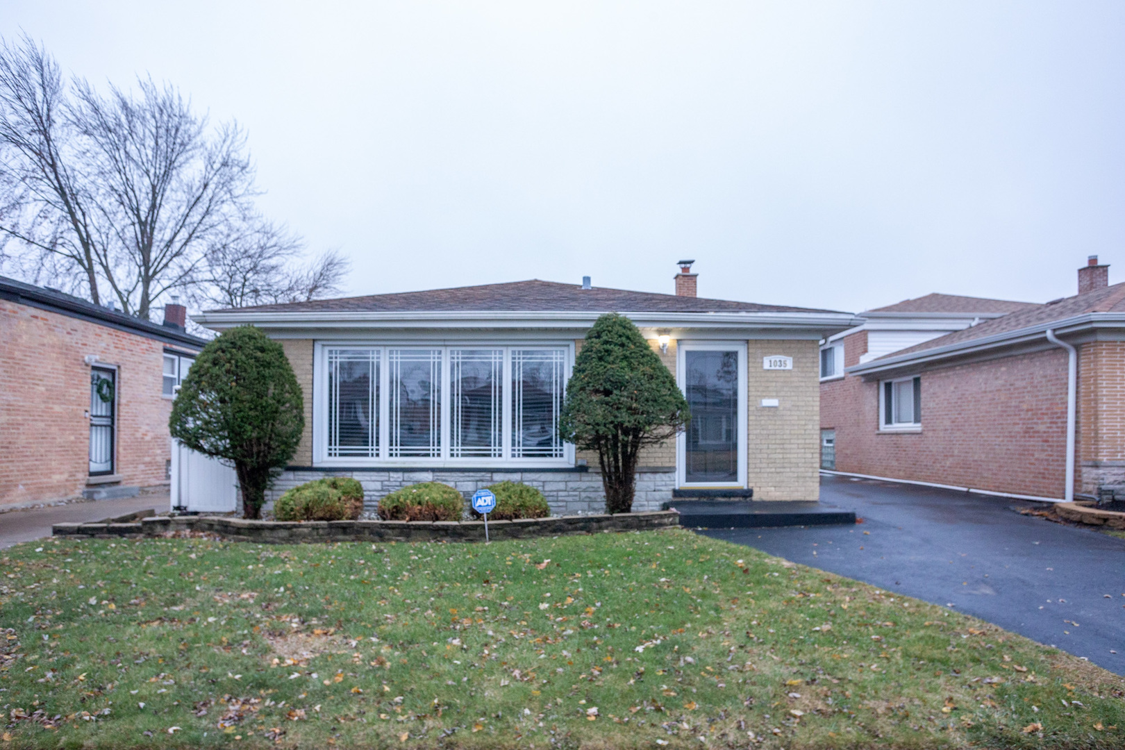 1035 W 109th Place