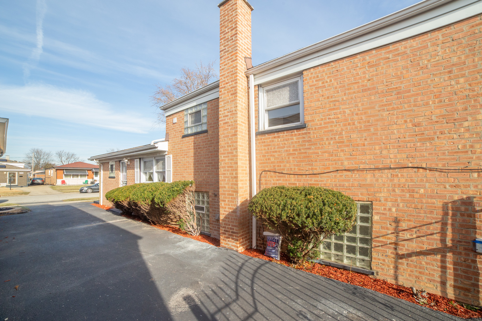 1035 W 109th Place