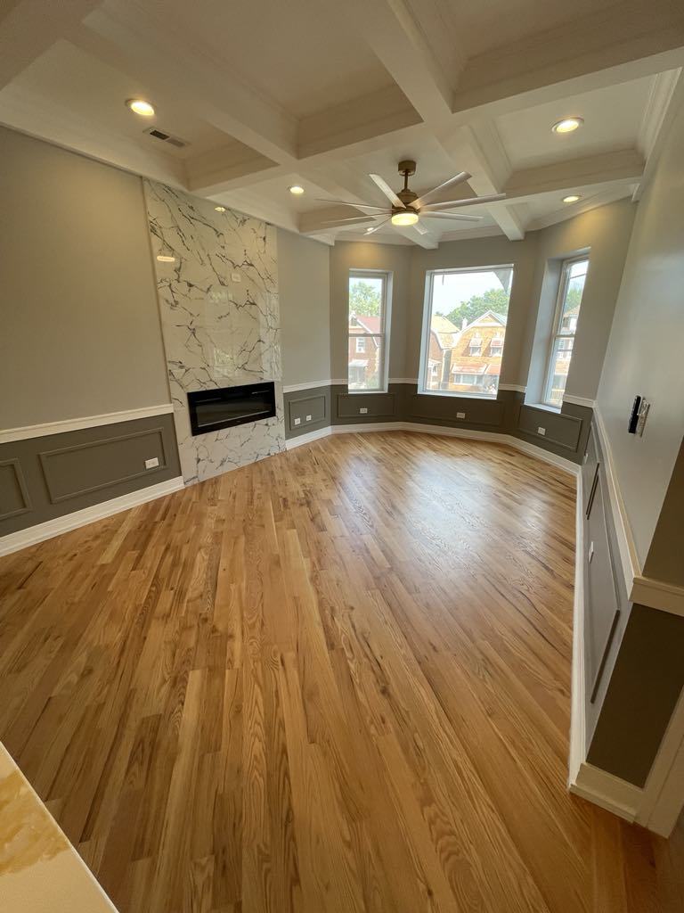 6616 S University Avenue Unit: 2
