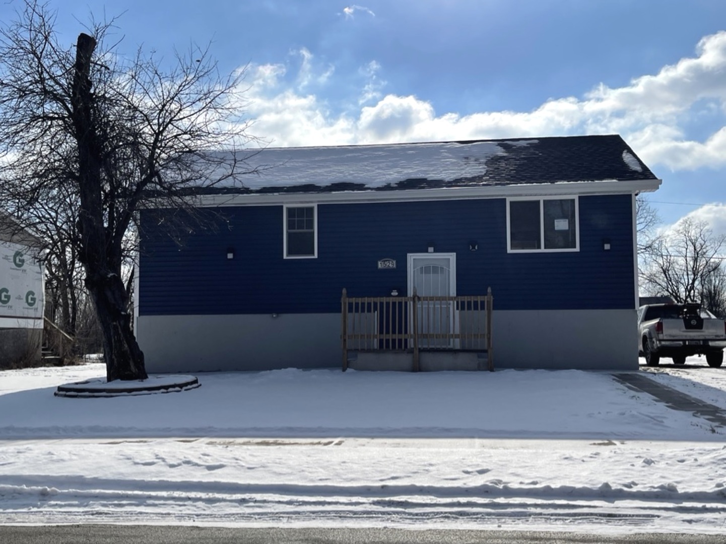 1529 Ambassador Lane