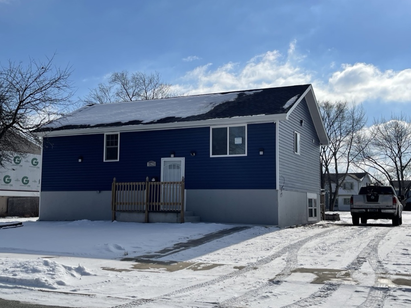 1529 Ambassador Lane