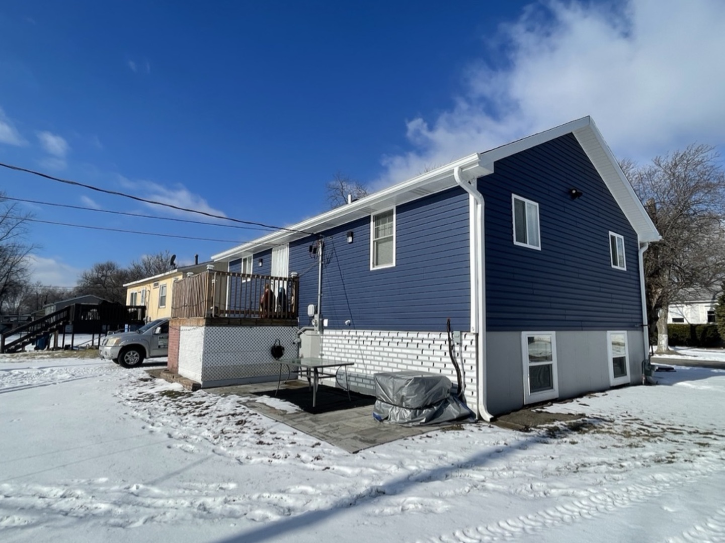 1529 Ambassador Lane
