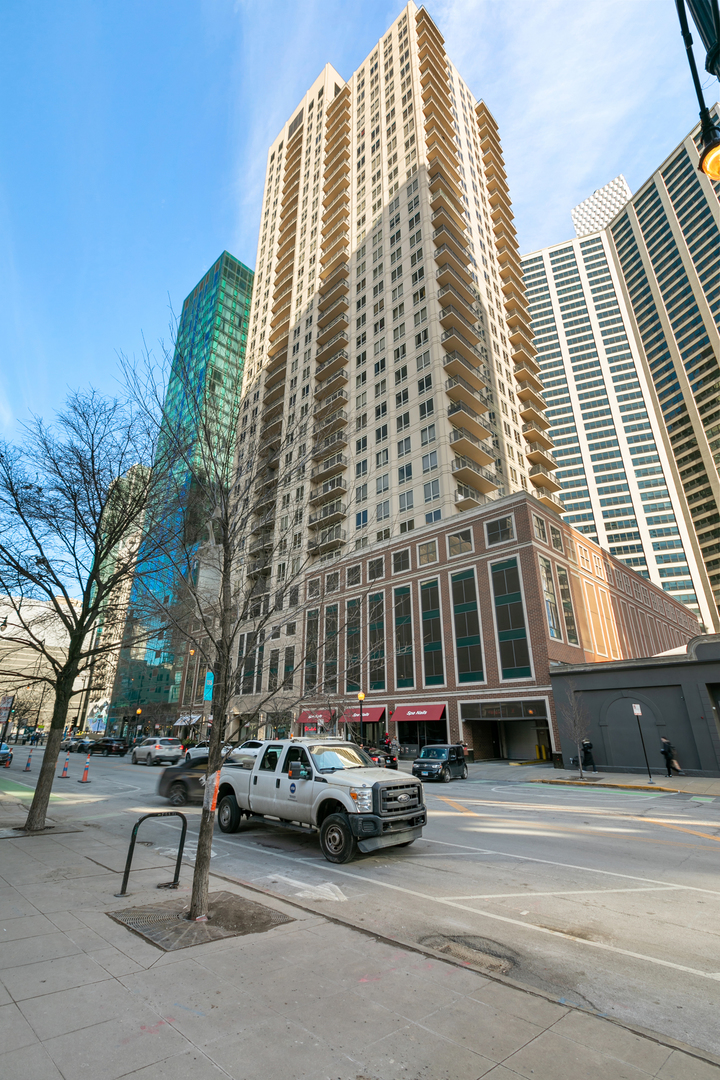 1111 S Wabash Avenue Unit: 1505