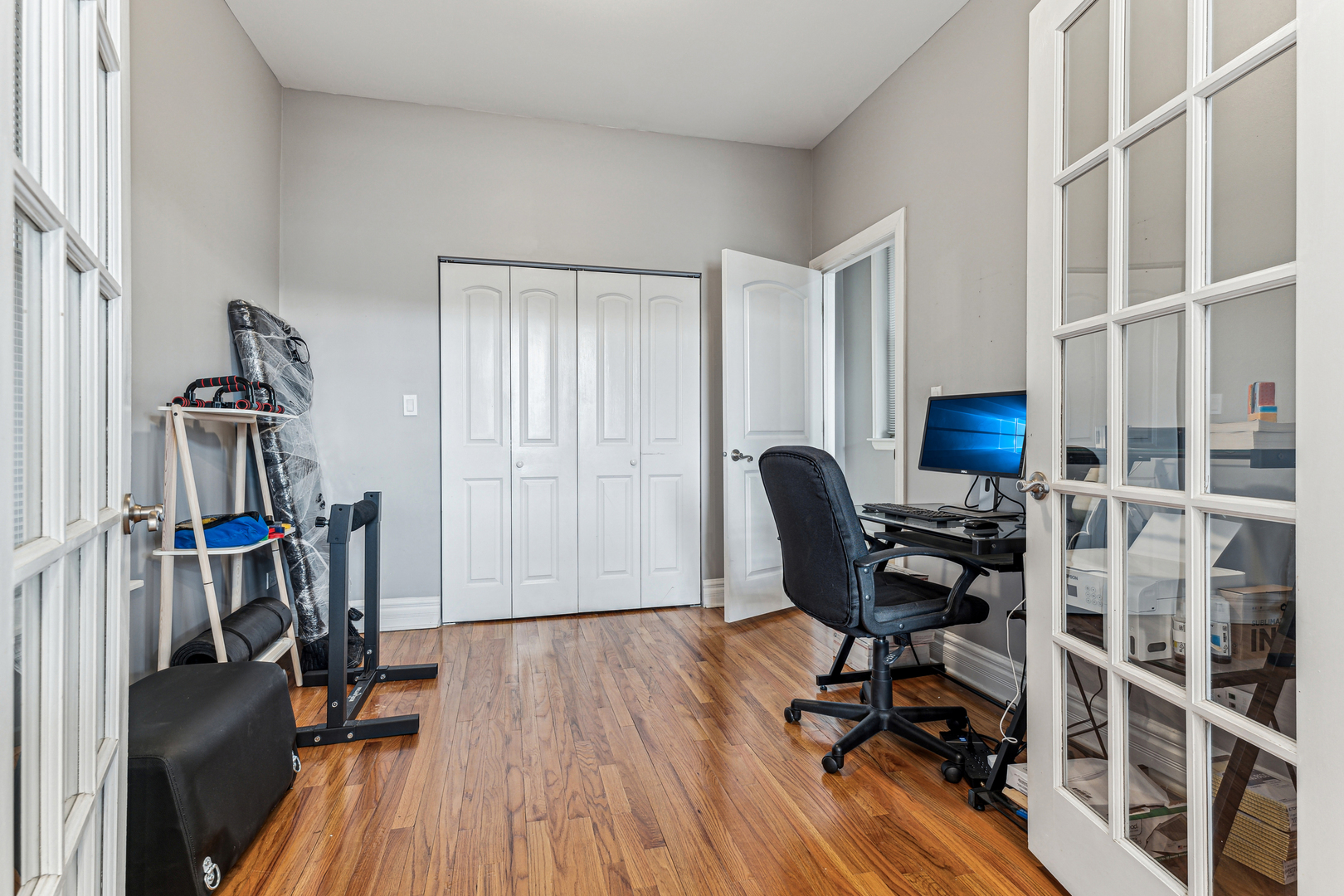 4854 S Prairie Avenue Unit: 1