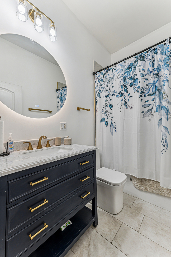4854 S Prairie Avenue Unit: 1