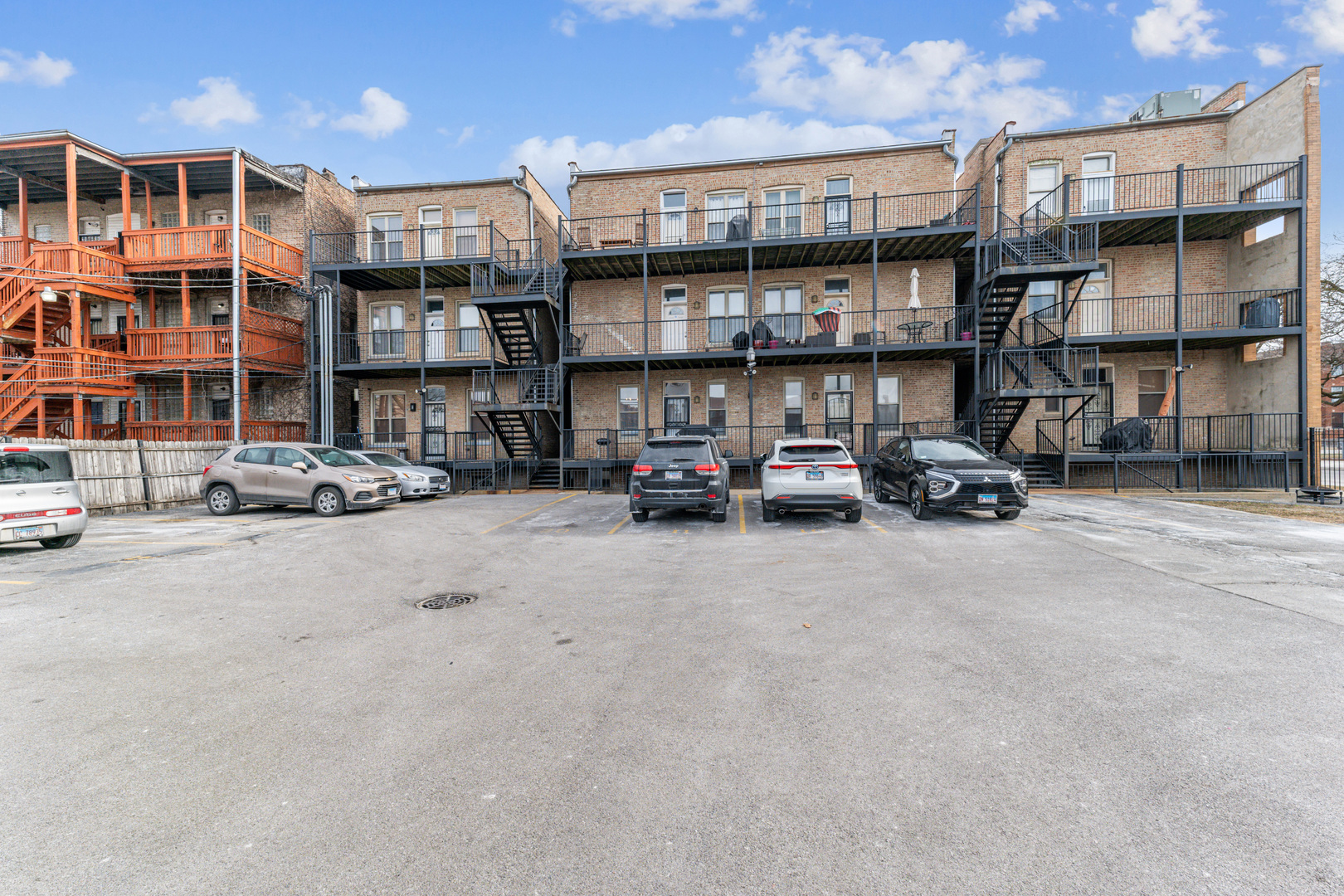4854 S Prairie Avenue Unit: 1