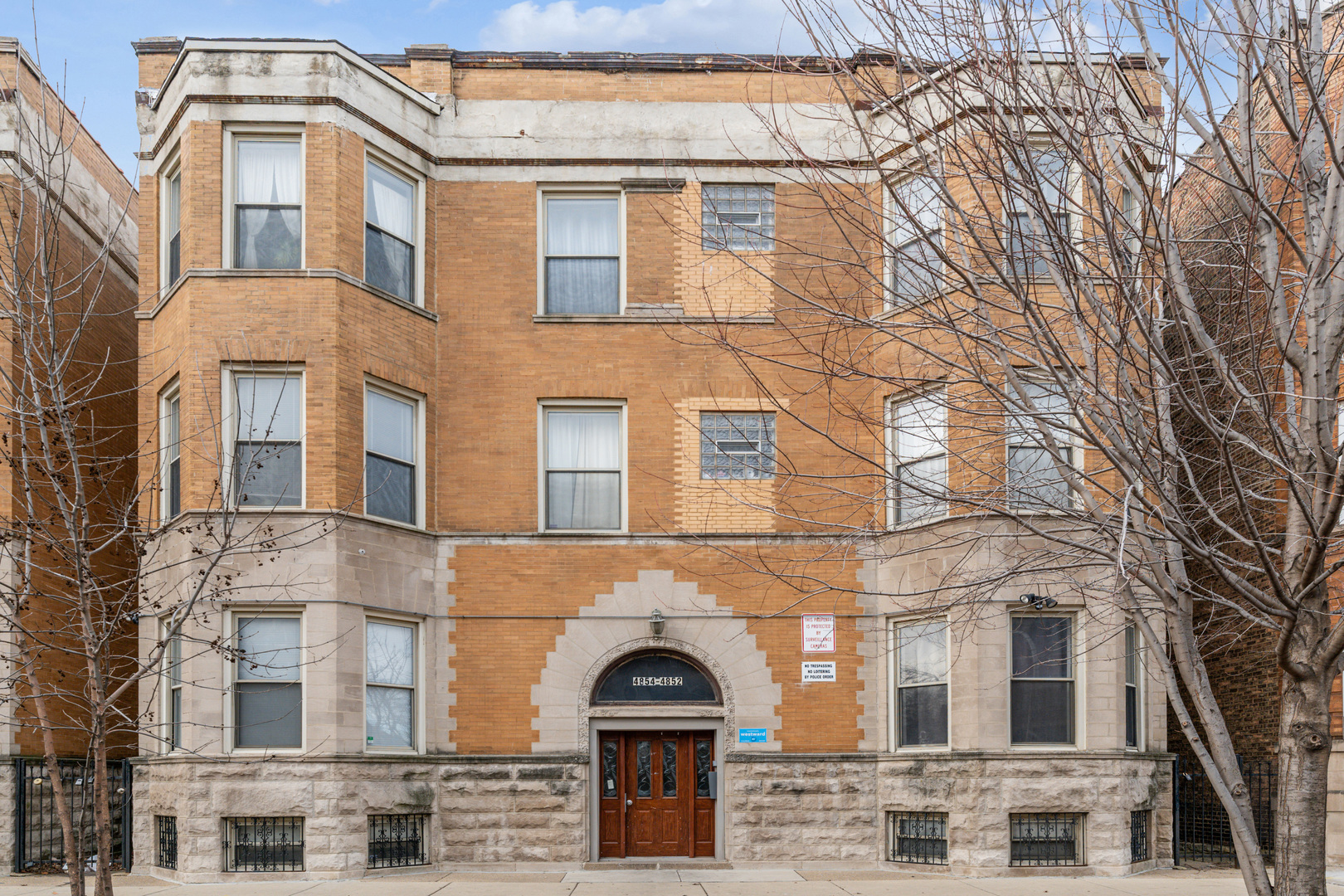 4854 S Prairie Avenue Unit: 1