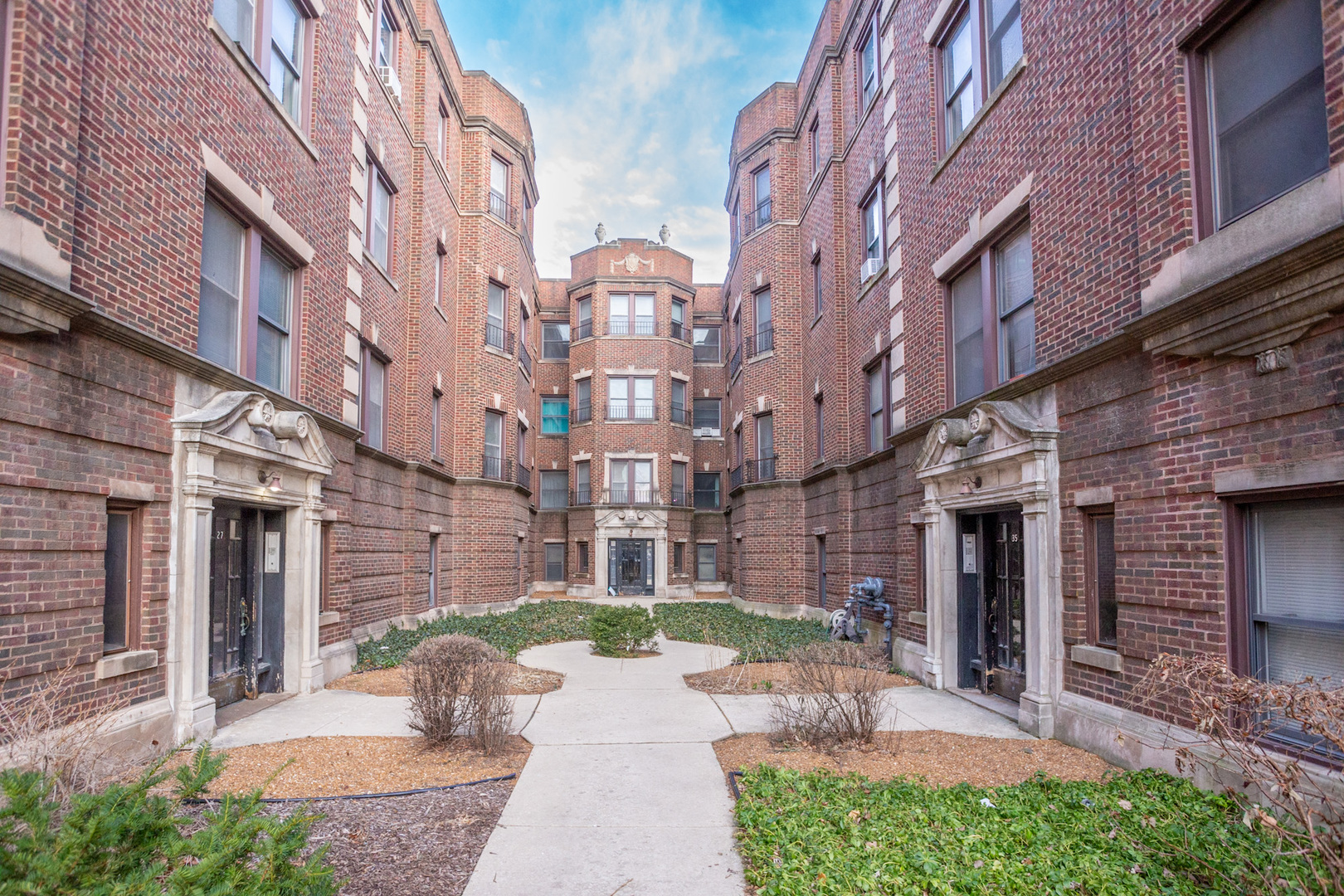 5329 S Dorchester Avenue Unit: 3A