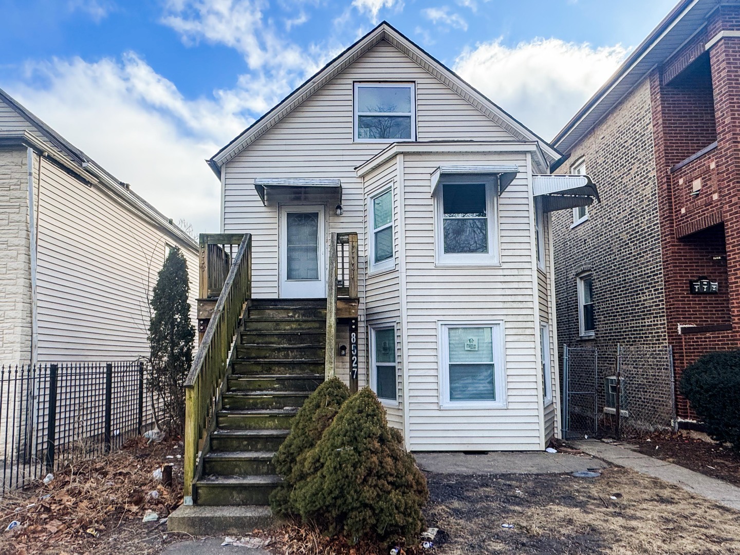 8527 S Marquette Avenue