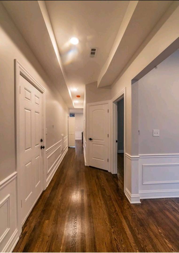 5826 S Michigan Avenue Unit: 2S