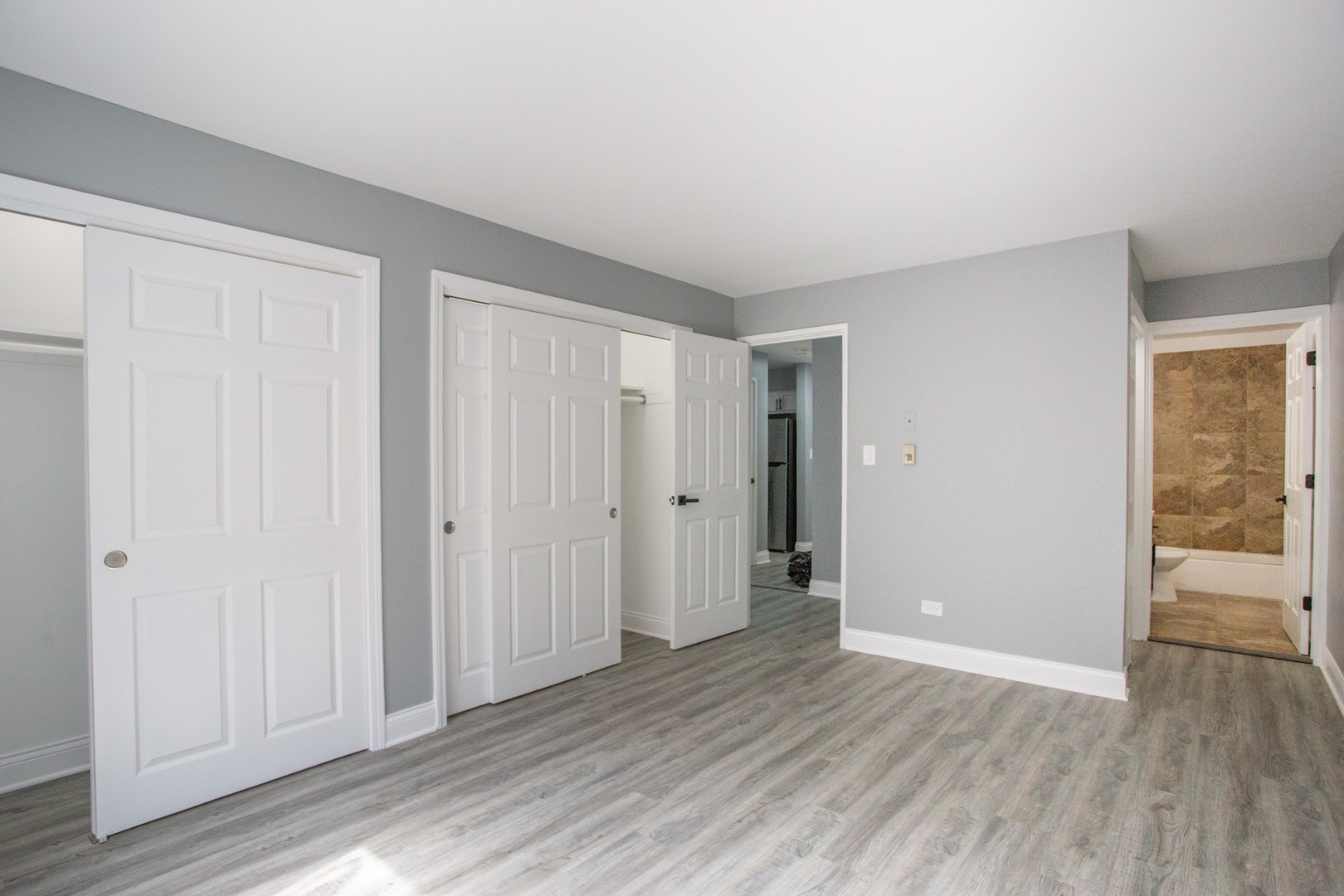 2772 E 75th Street Unit: 2FN