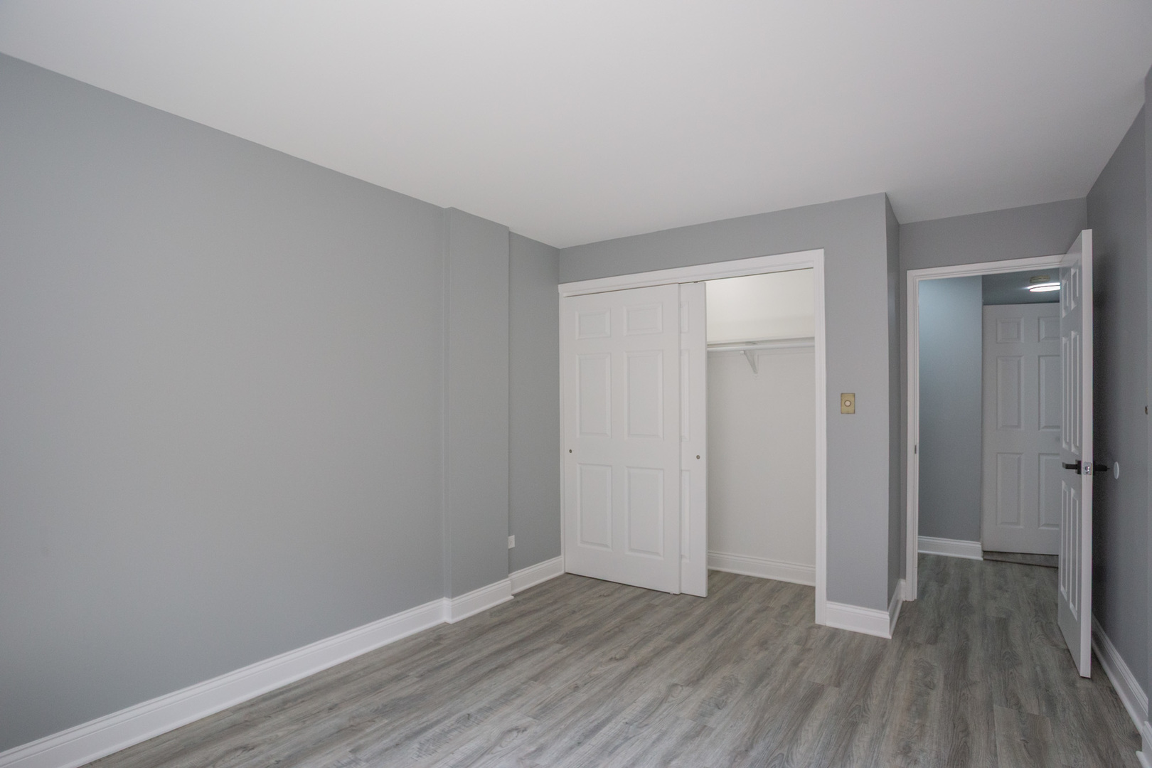 2772 E 75th Street Unit: 2FN