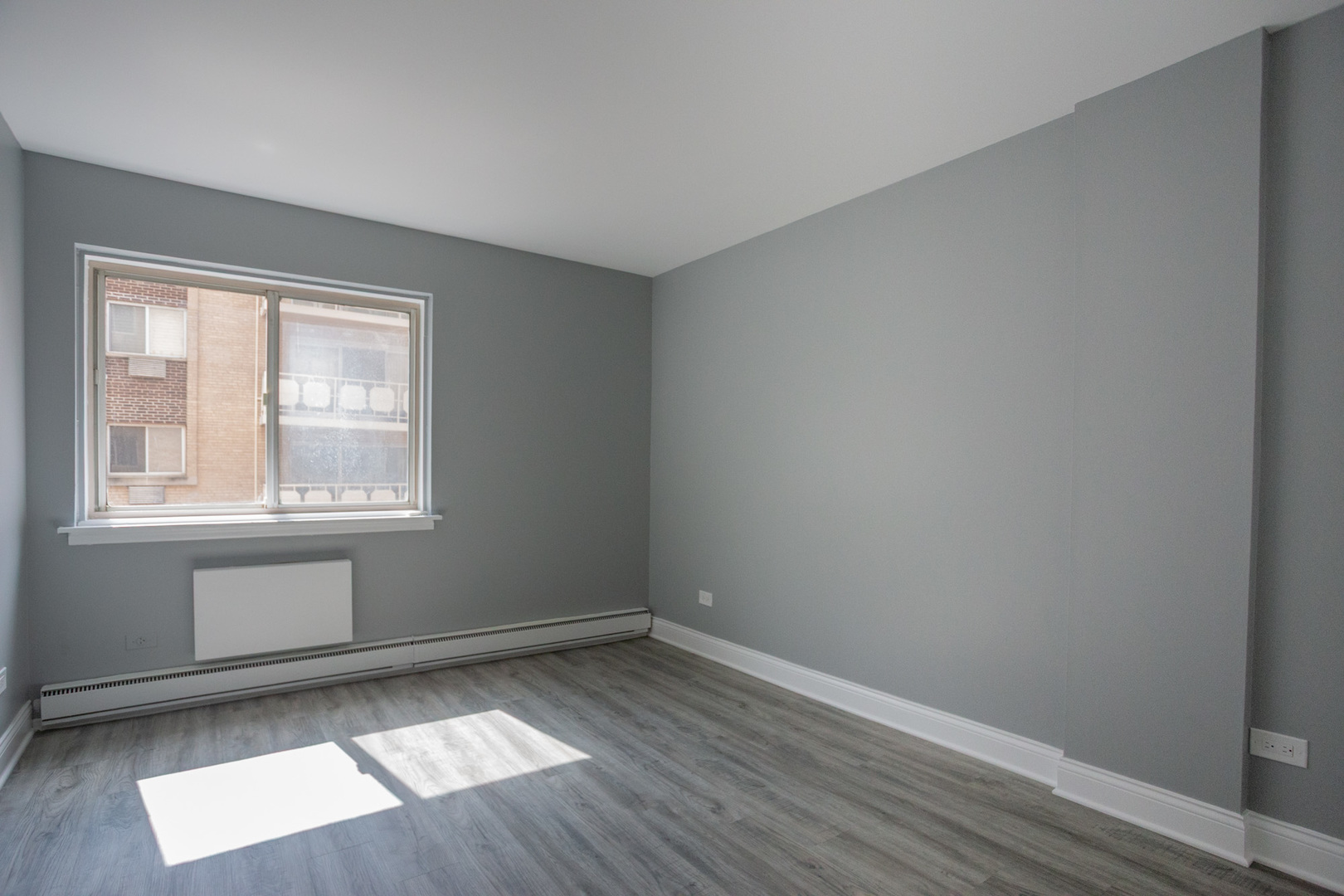 2772 E 75th Street Unit: 2FN