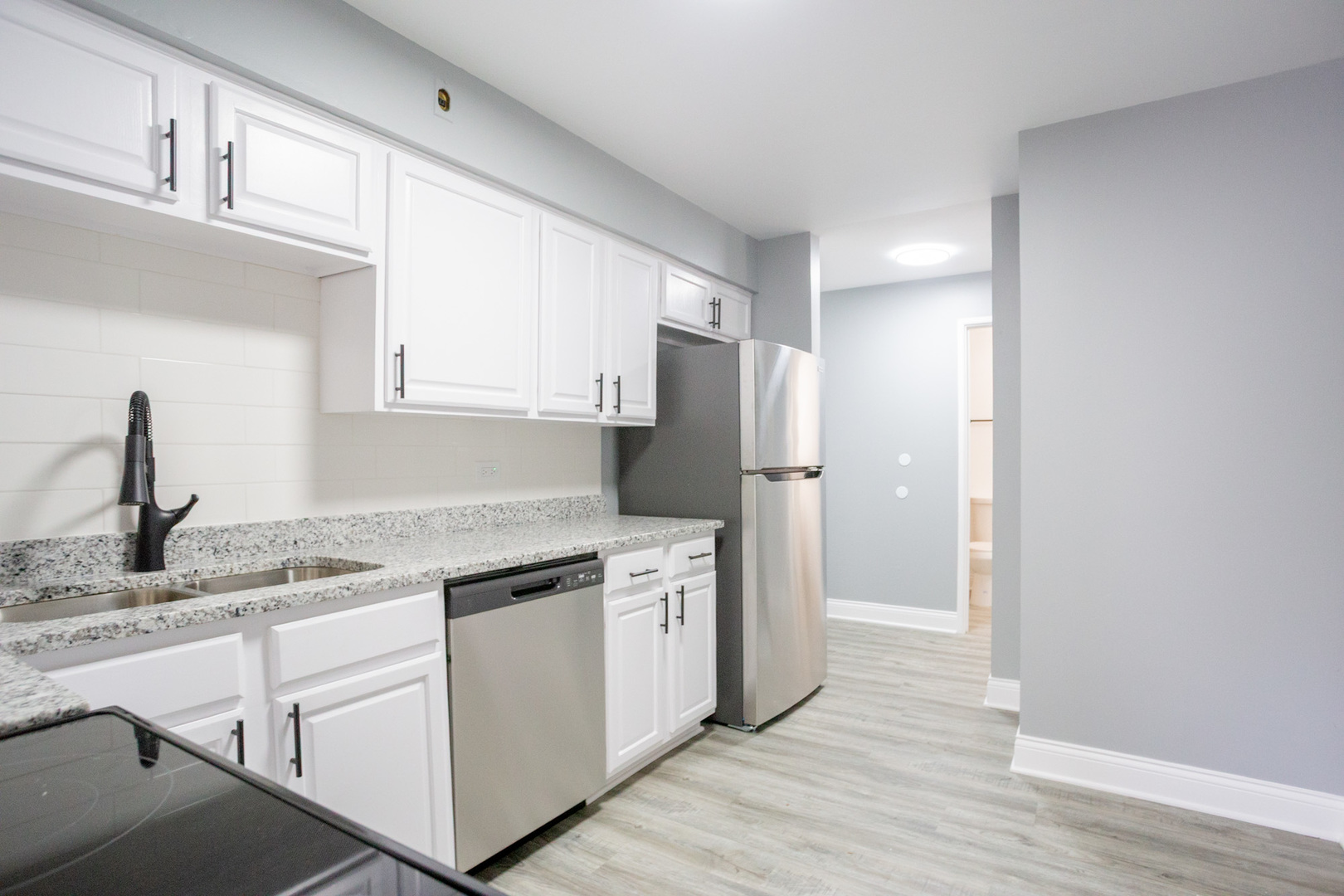 2772 E 75th Street Unit: 2FN