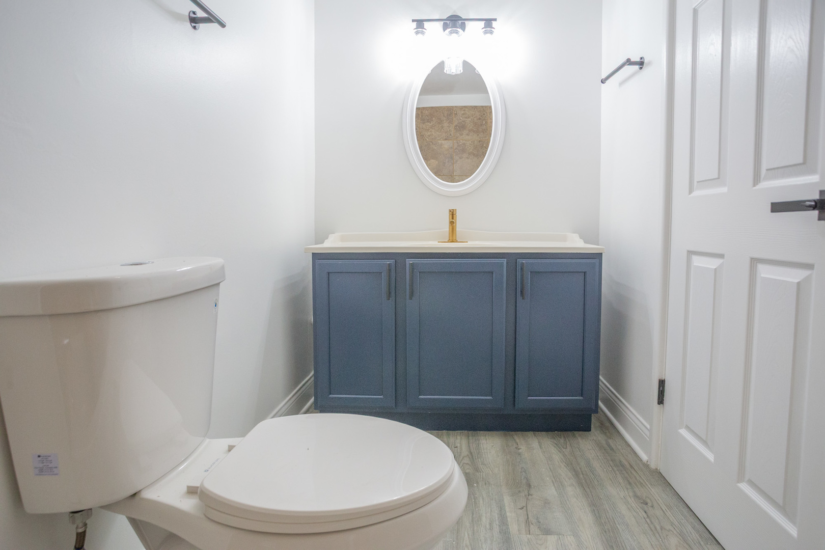 2772 E 75th Street Unit: 2FN
